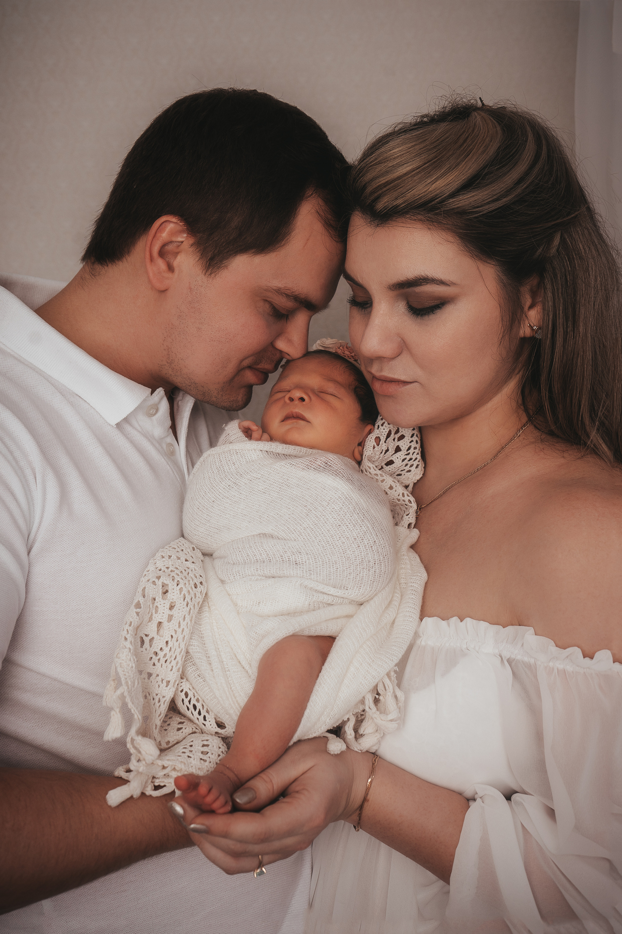 Фотосъемка новорожденных Фотосъемка ньюборн Семейная фотосъемка Домашняя фотосъемка Семейная фотосесия