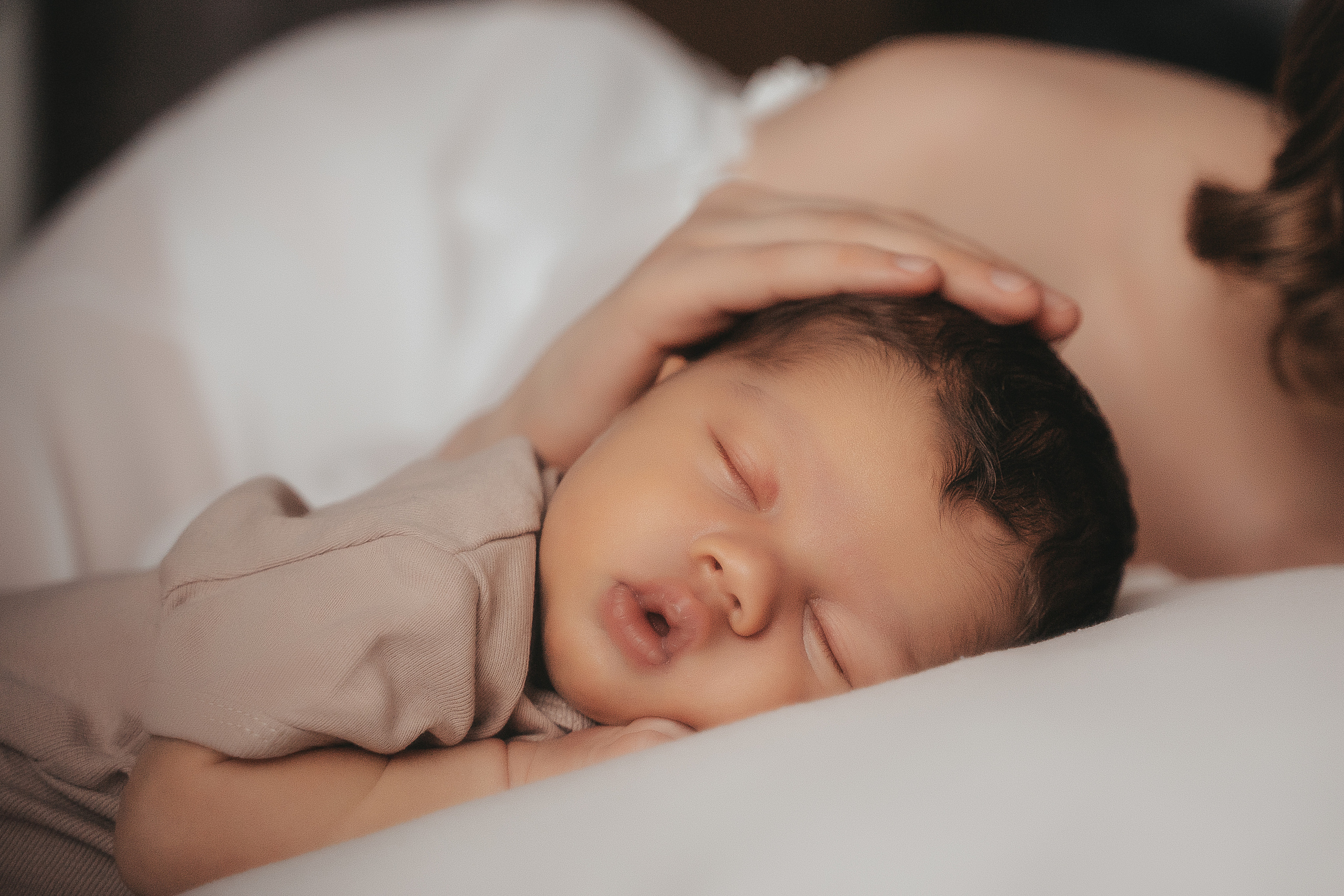 Фотосъемка новорожденных. Фотограф Крещения и Венчания в Москве