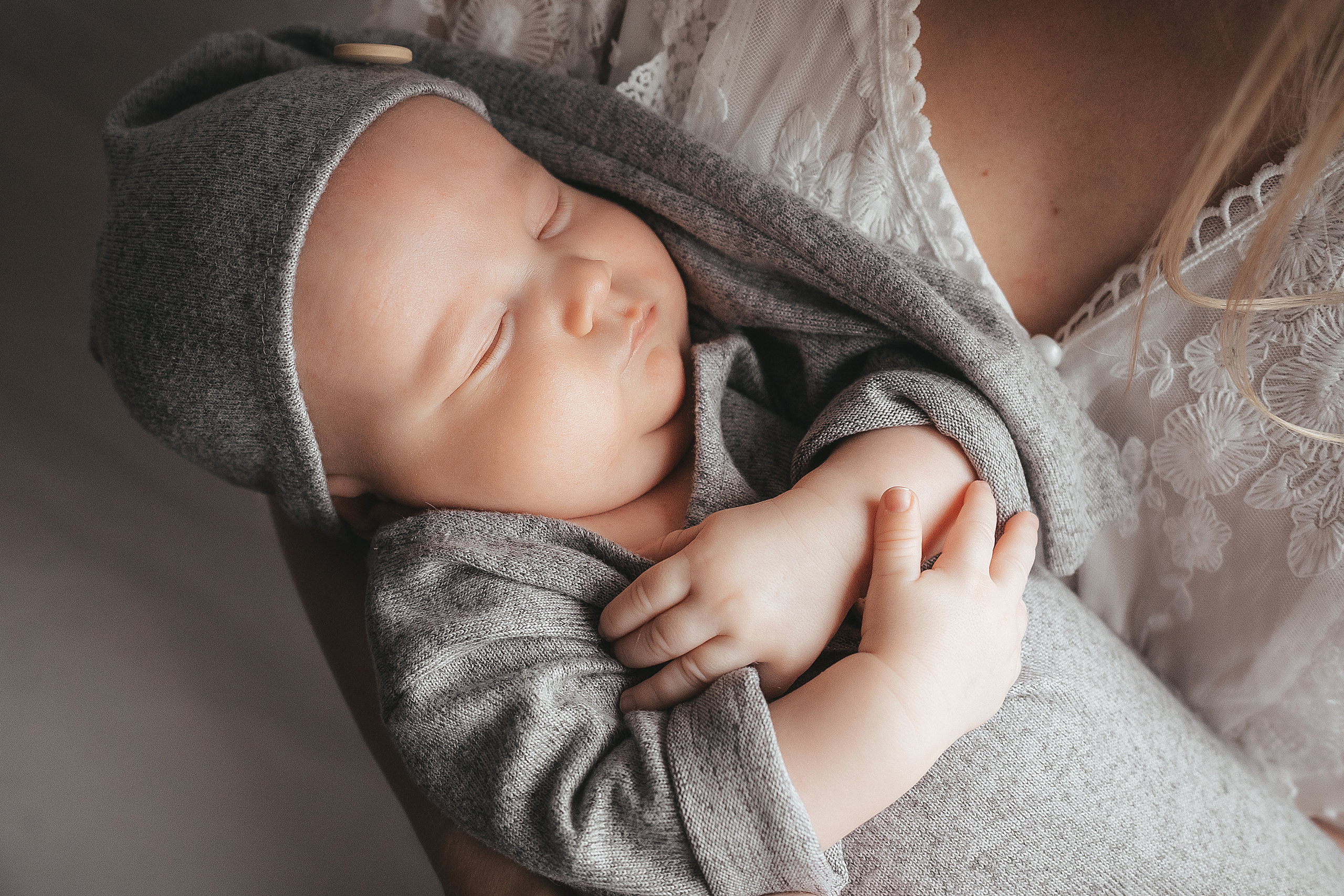 Фотосъемка новорожденных. Фотограф Крещения и Венчания в Москве