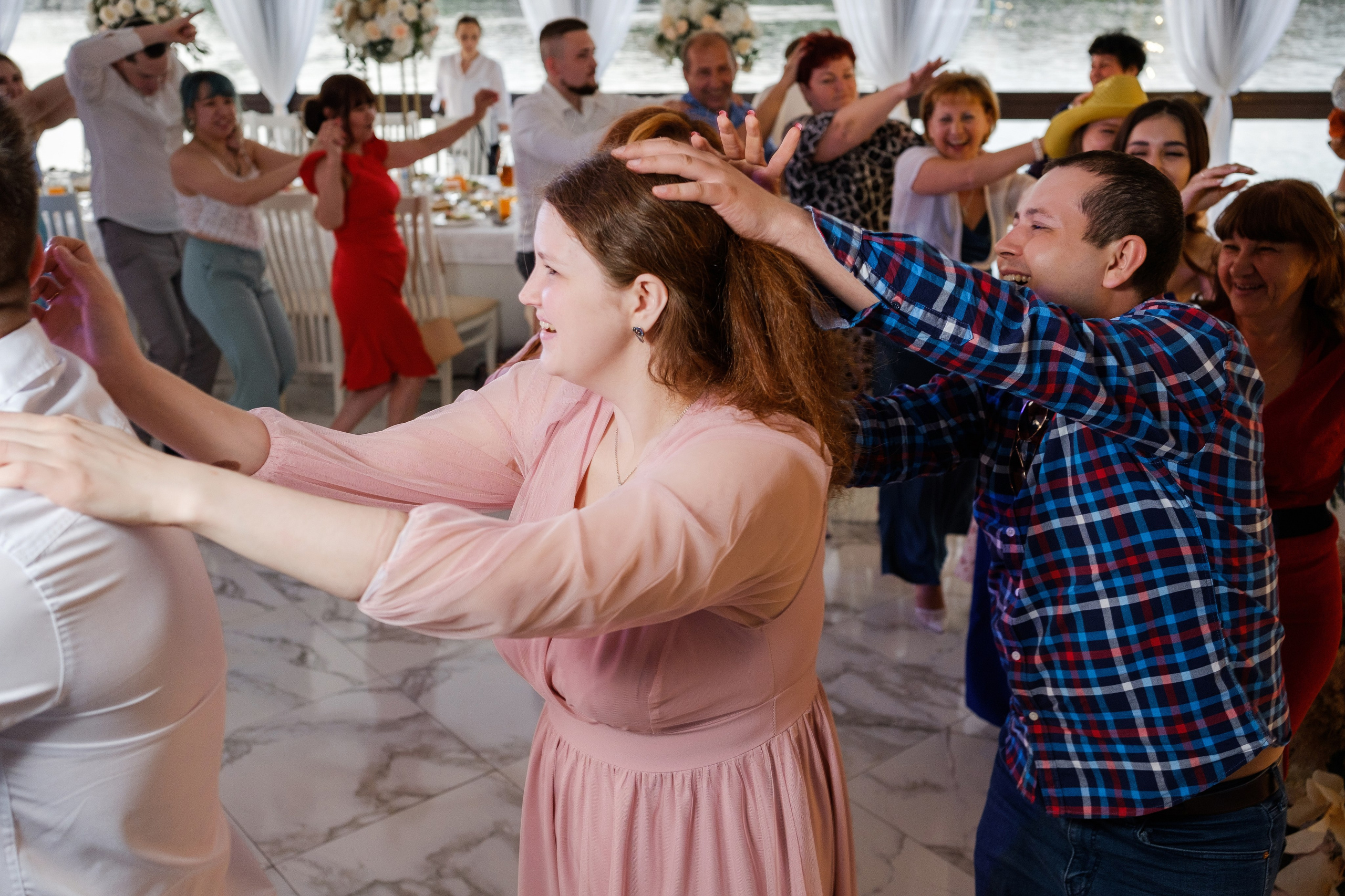 Максим и Дарья. Свадебный фотограф | репортаж | праздники | крещение