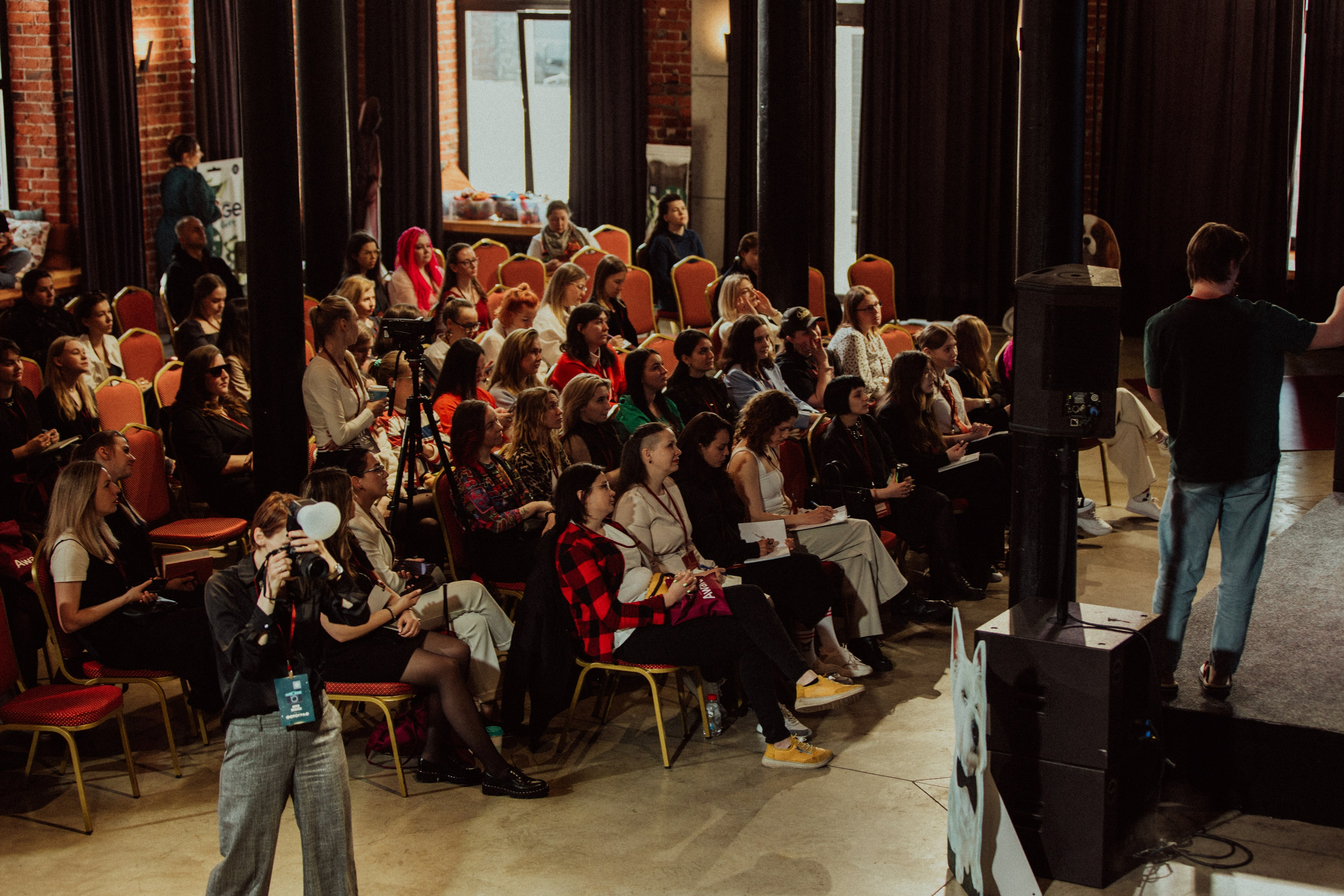 CBcon. Фотограф анималист в Москве Майорова Евгения