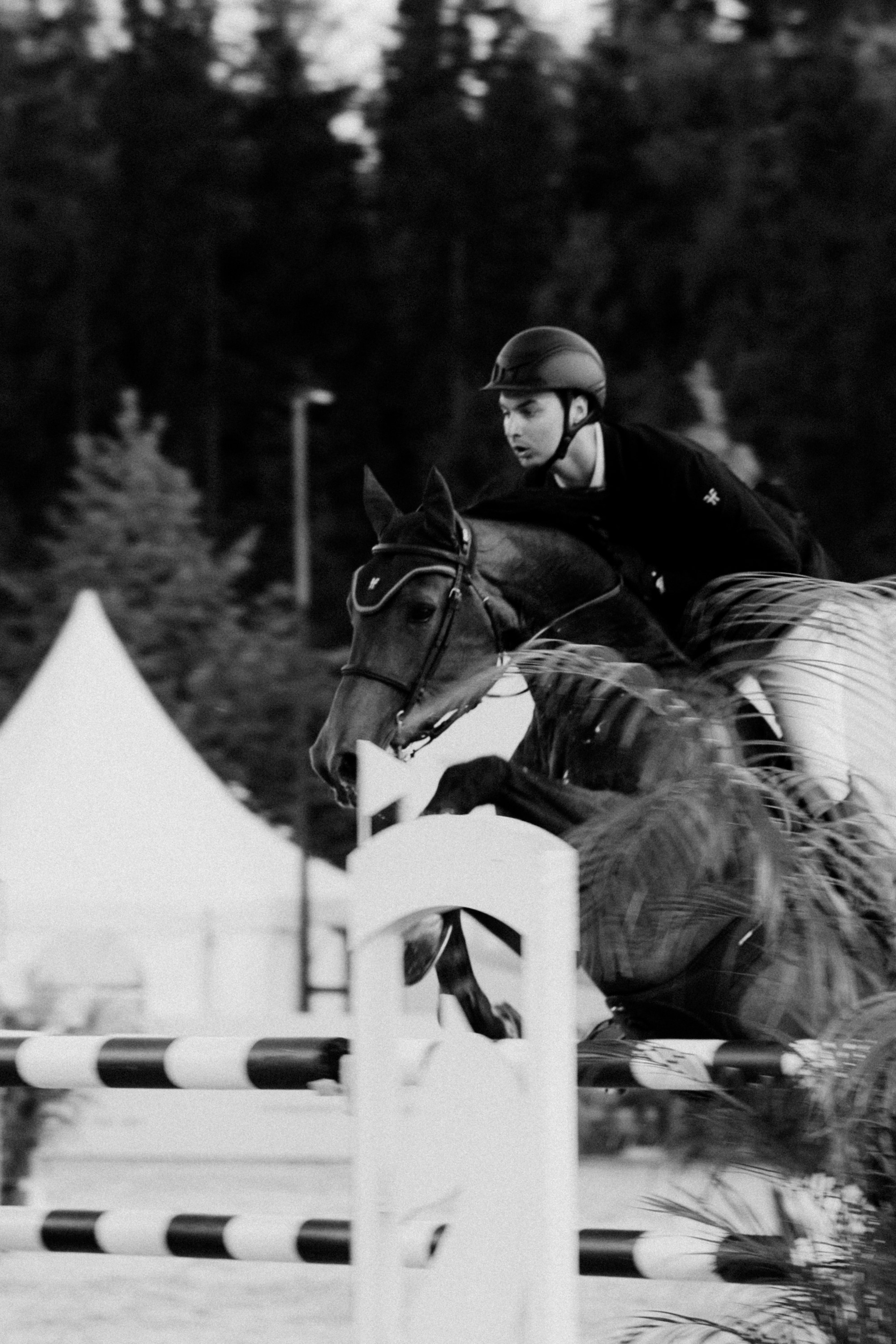 Emerald Stables CUP 2025. Бэкстейдж и репортажный фотограф в Москве Артем Онацко