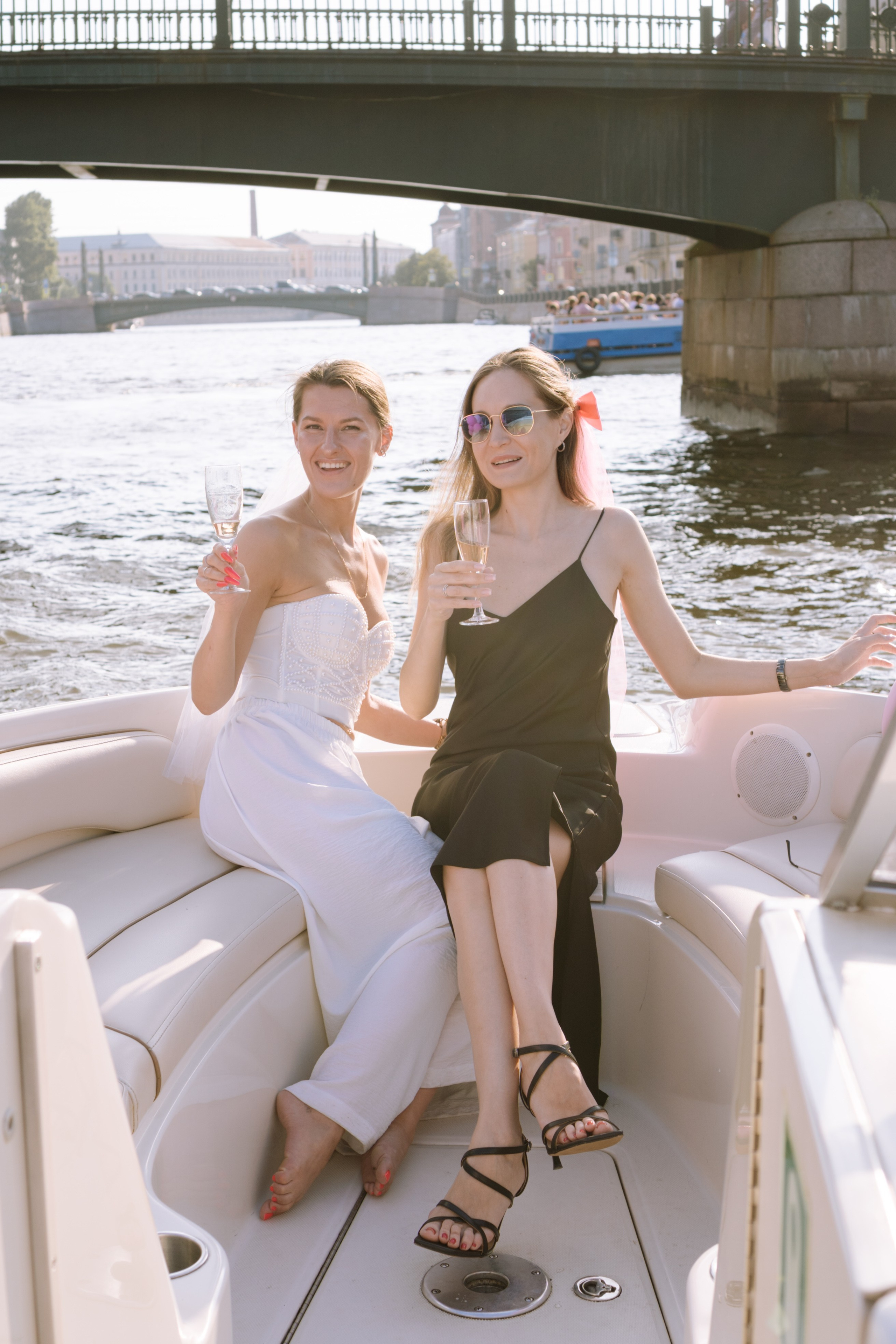 ДЕВИЧНИК НА КАТЕРЕ. Профессиональный фотограф, Санкт-Петербург — Виктория Богомолова