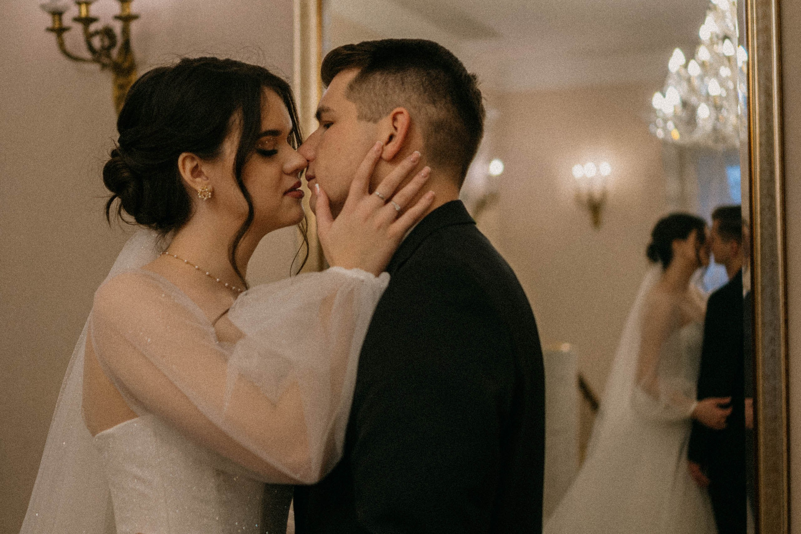 СВАДЕБНАЯ СЬЕМКА ПАРЫ В ГОРОДЕ ПУШКИН В ПАРКЕ ЕКАТЕРИНЕНСКОМ В НОЯБРЕ. Профессиональный фотограф, Санкт-Петербург — Виктория Богомолова