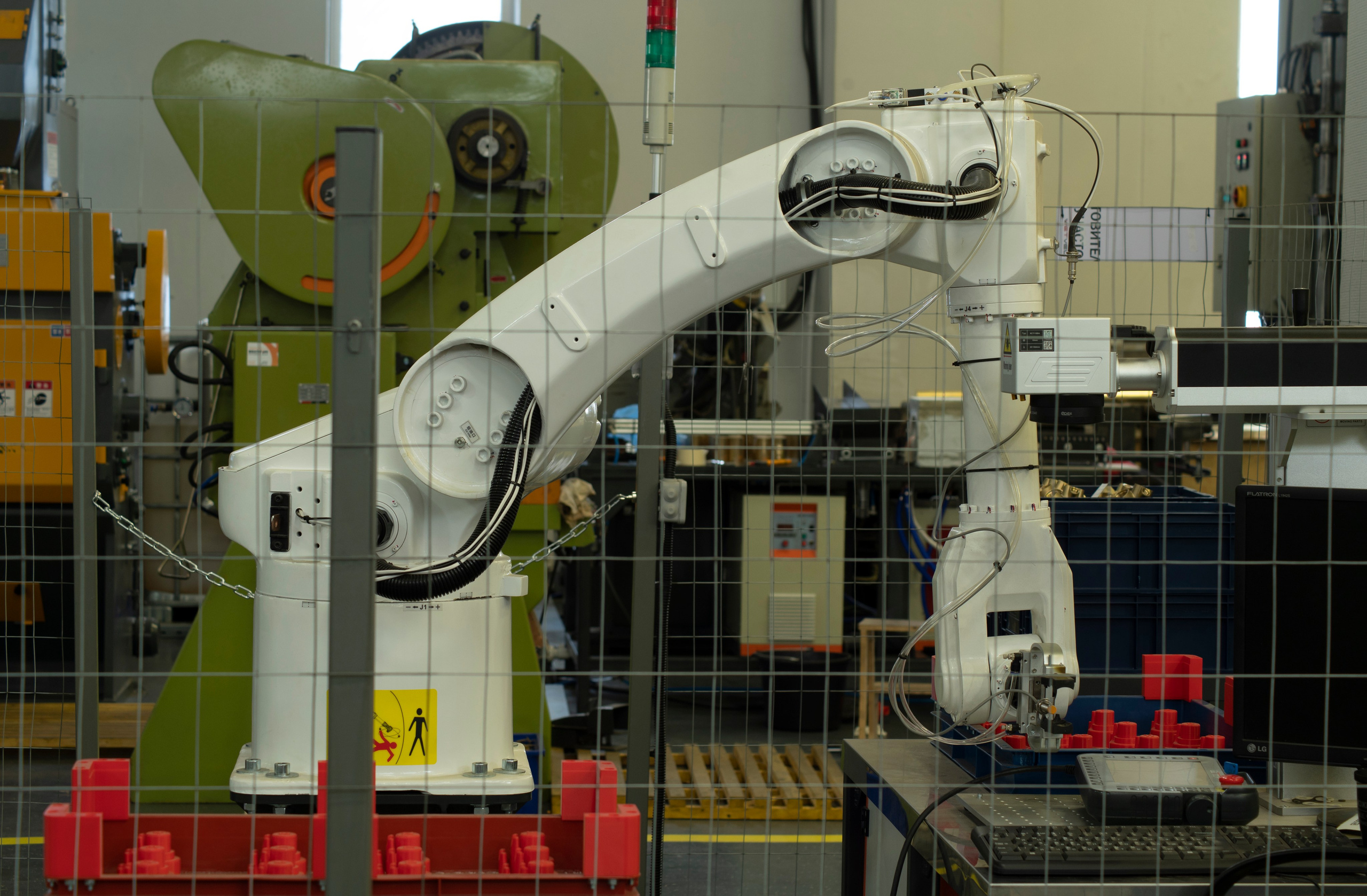 Производство в Твери WETVEL. Студийный и свадебный фотограф В городе Екатеринбург Ирина Мальта