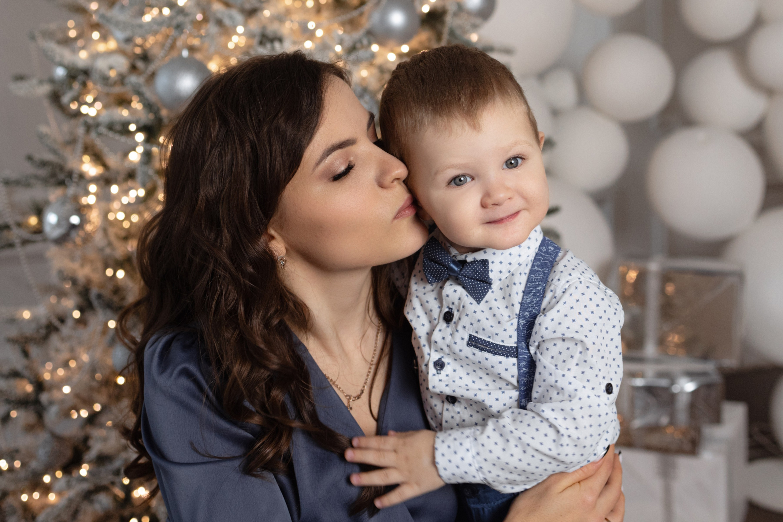 Новогодняя съемка в Мун (зал Классический). Фотограф беременности и новорожденных в Красноярске Вета Ланская