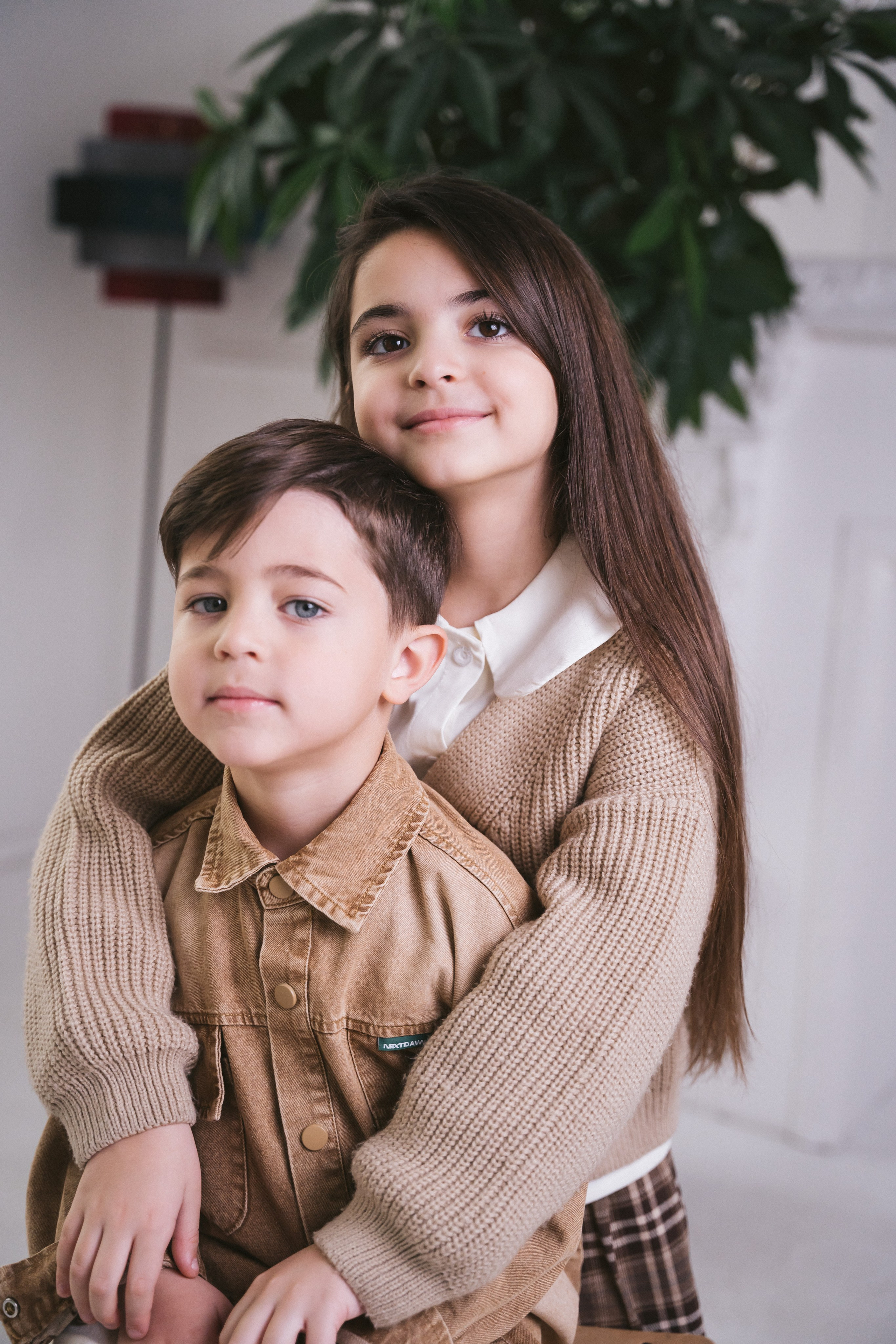 Счастливая бабушка и ее внуки. Портретный и семейный фотограф в Перми Мила Ульянова