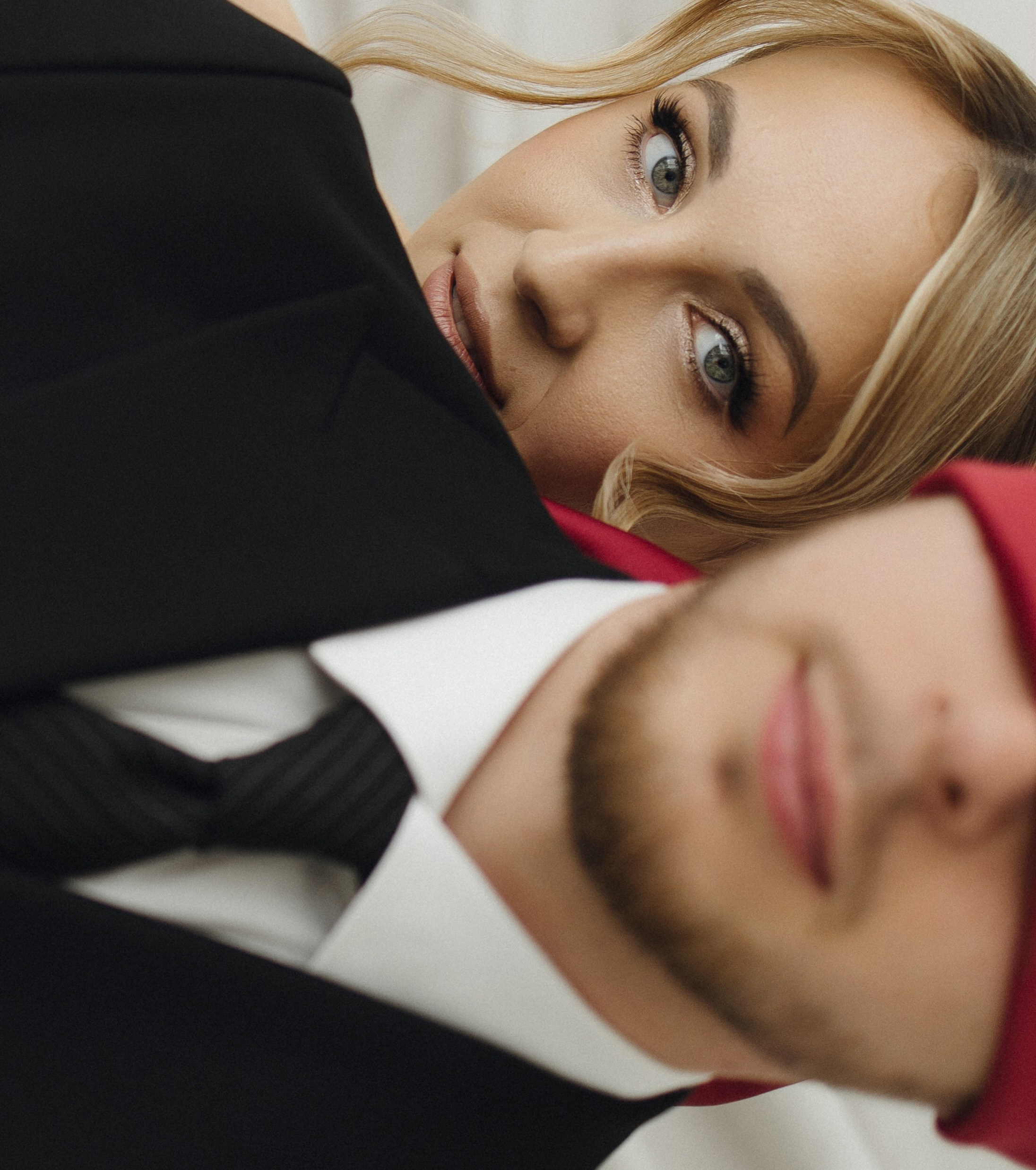 От любви есть только одно средство: любить ещё больше