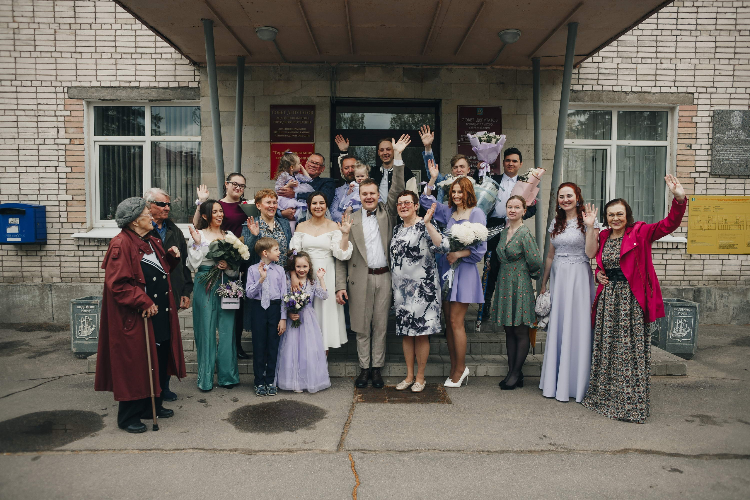 Свадьба в Лодейном Поле. Свадебный фотограф Игорь Брундасов 8PHOTO на свадьбу венчание загс СПб