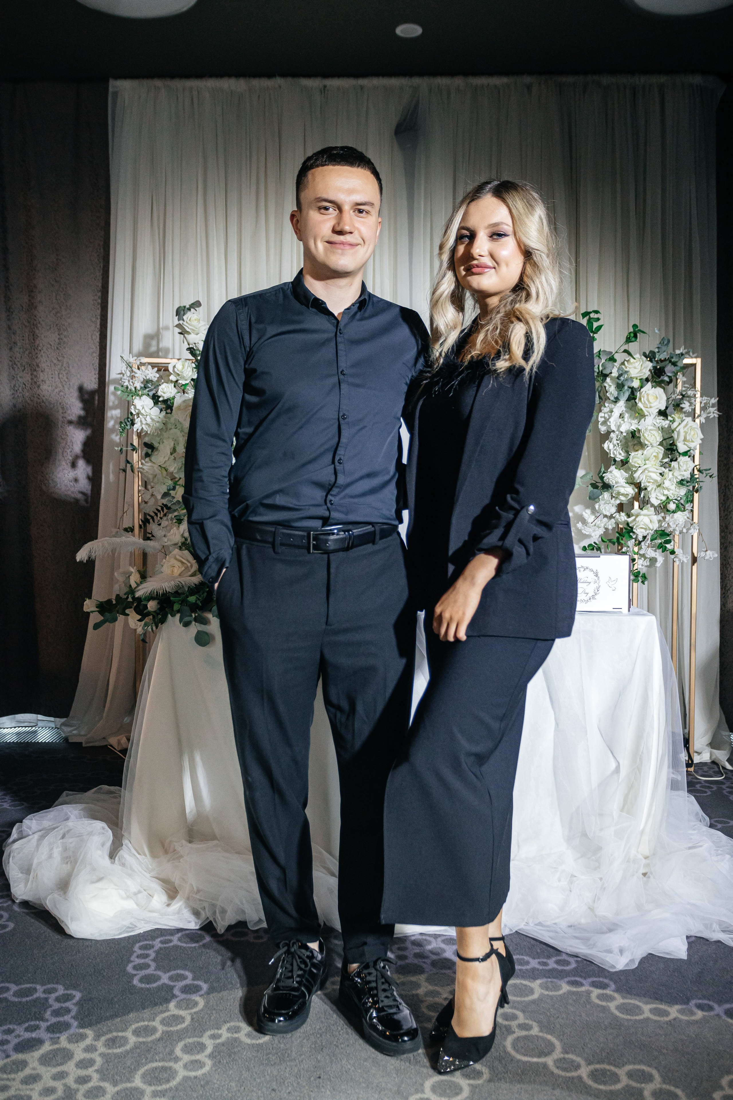 Фотосъёмка выездной регистрации на крыше отеля Сергей и Екатерина. Александр Оношкин. Свадебный фотограф в Екатеринбурге