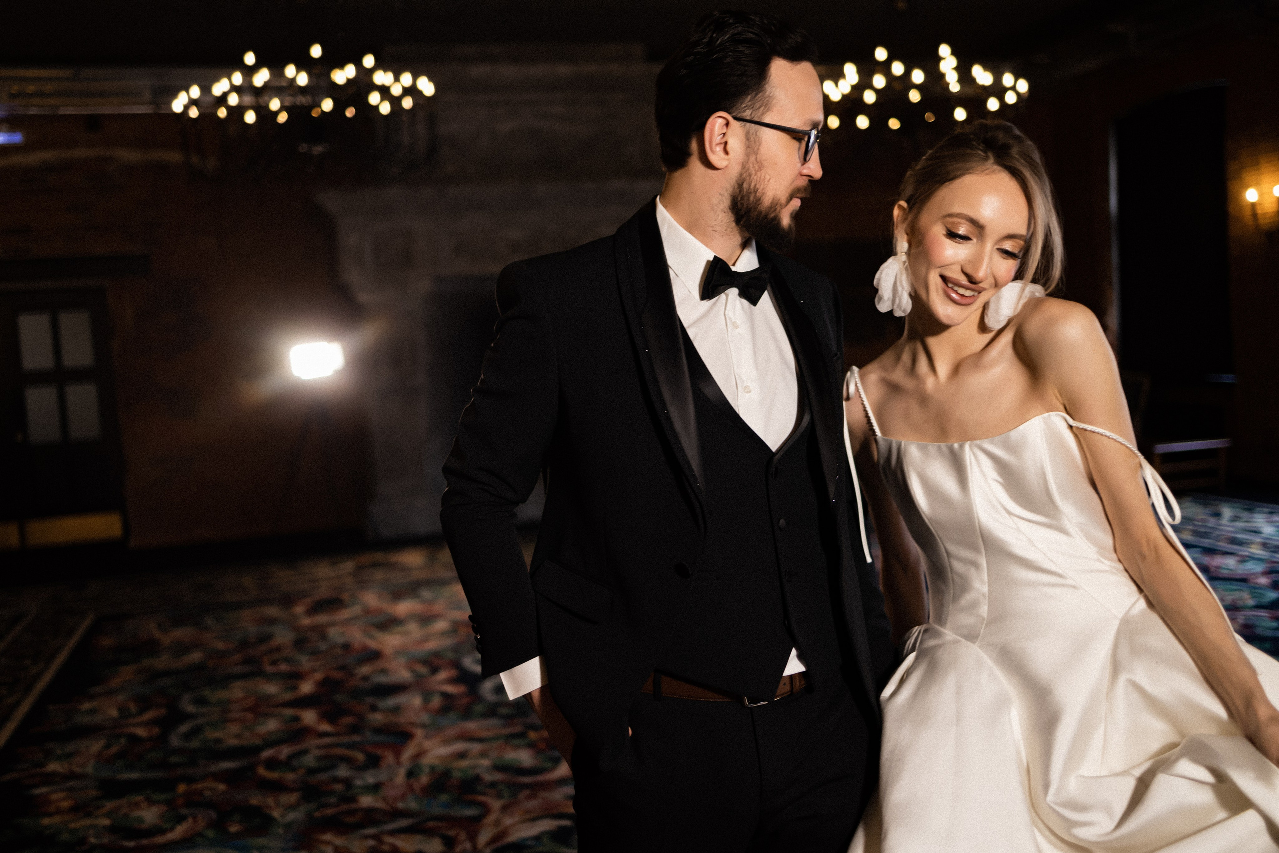 Свадебная в ресторане. Фотограф Арина Шмакова