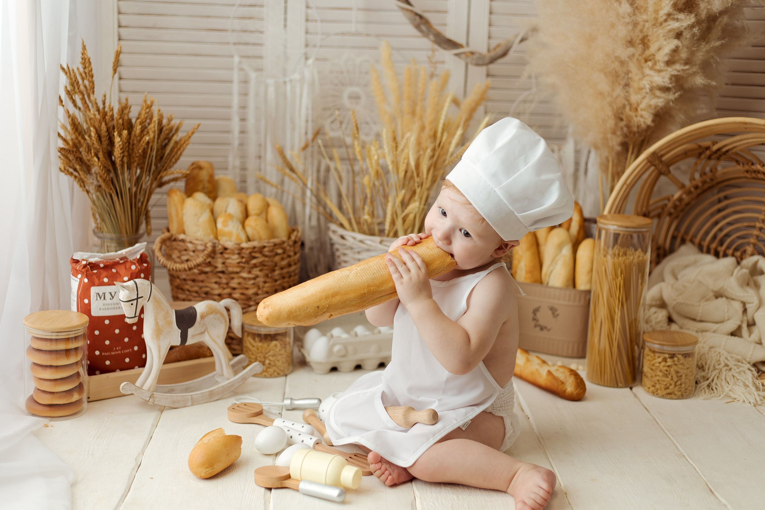 Тематические образы. Фотограф беременности, новорожденных Москва. годики под ключ