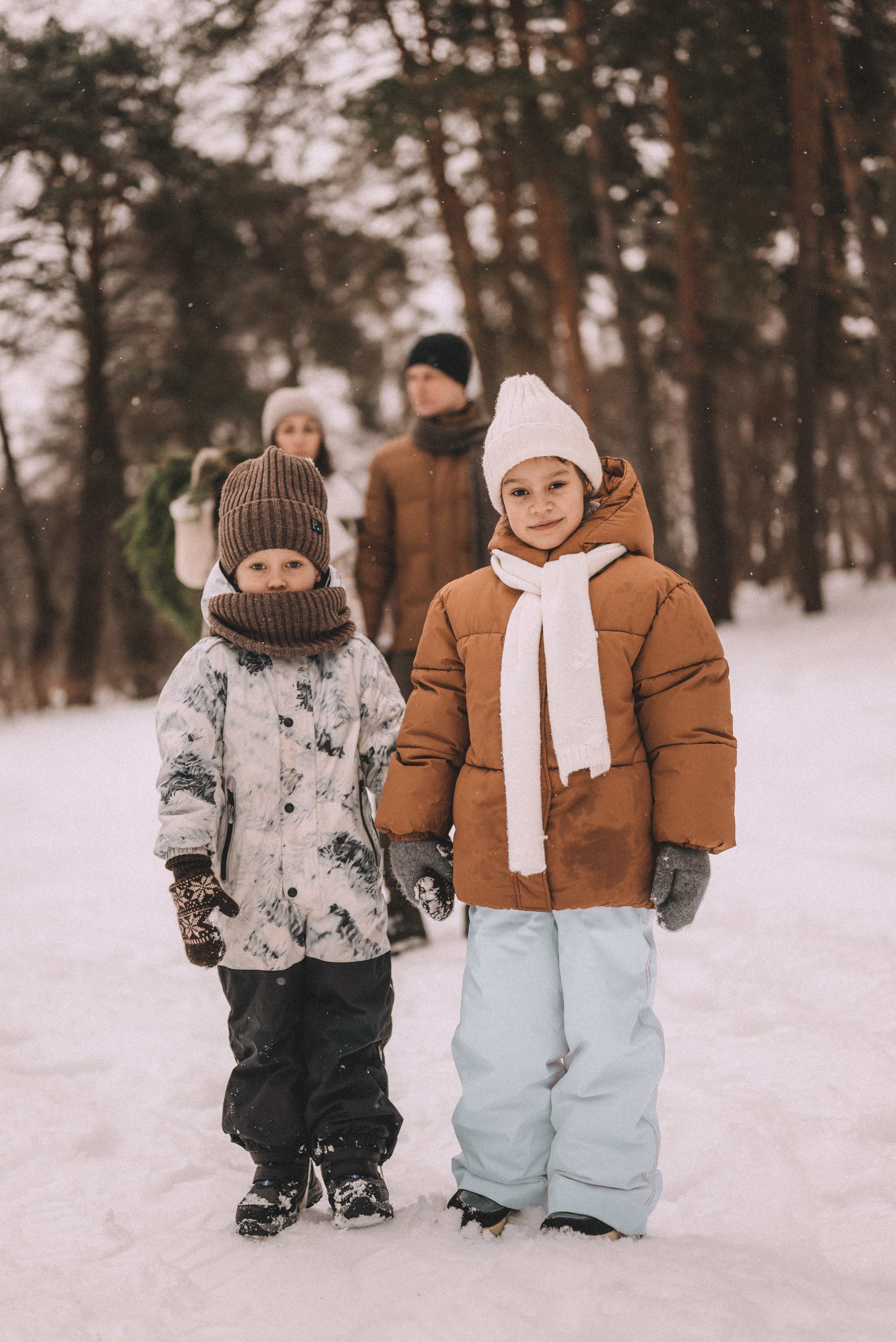 Сергей и Наталья с Ксюшей и Максимом. Фотограф Кристина Пархоменко