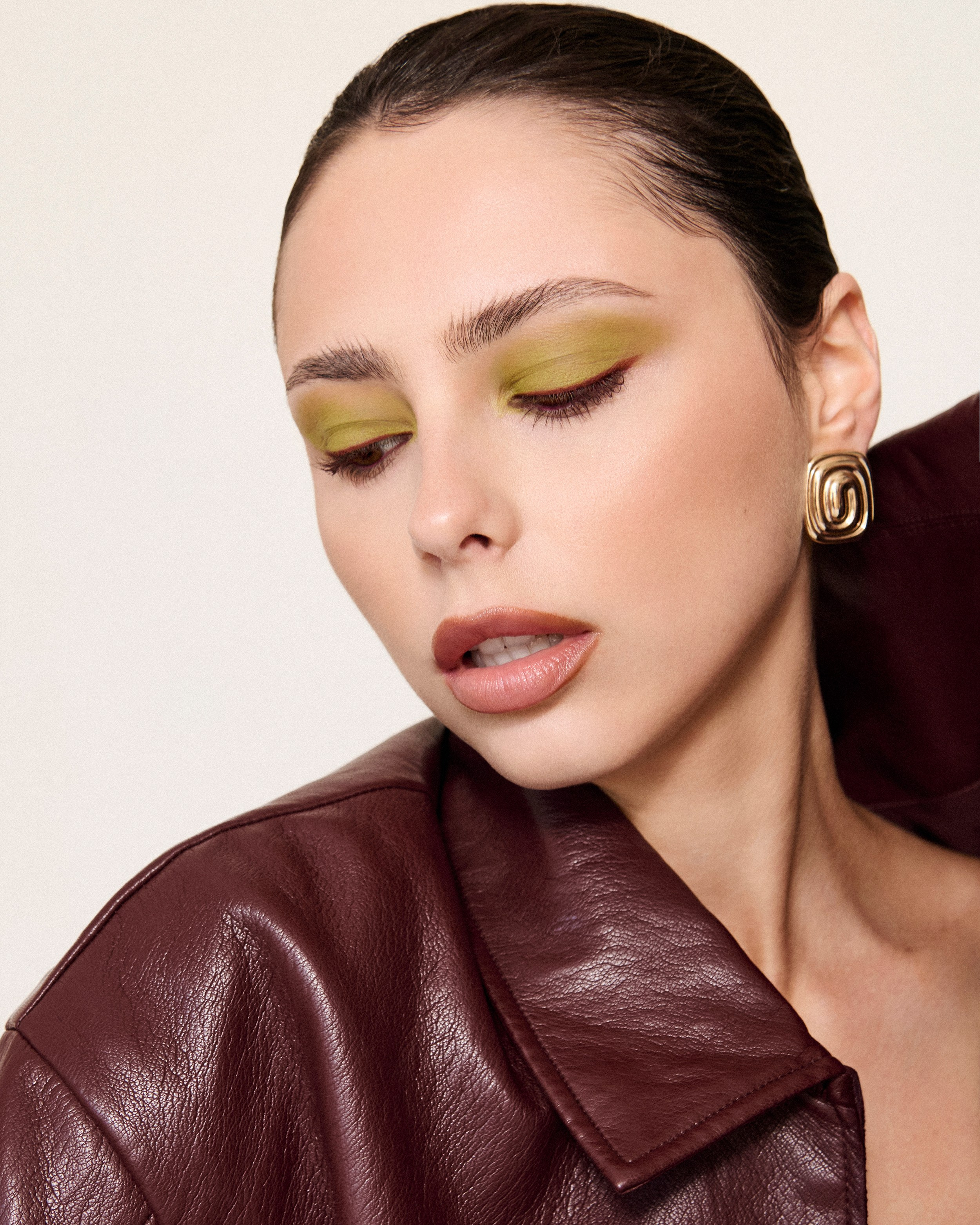 Chelsea for Elle Hungary ph Alena Saz. Portfolio Victoria Bulanova