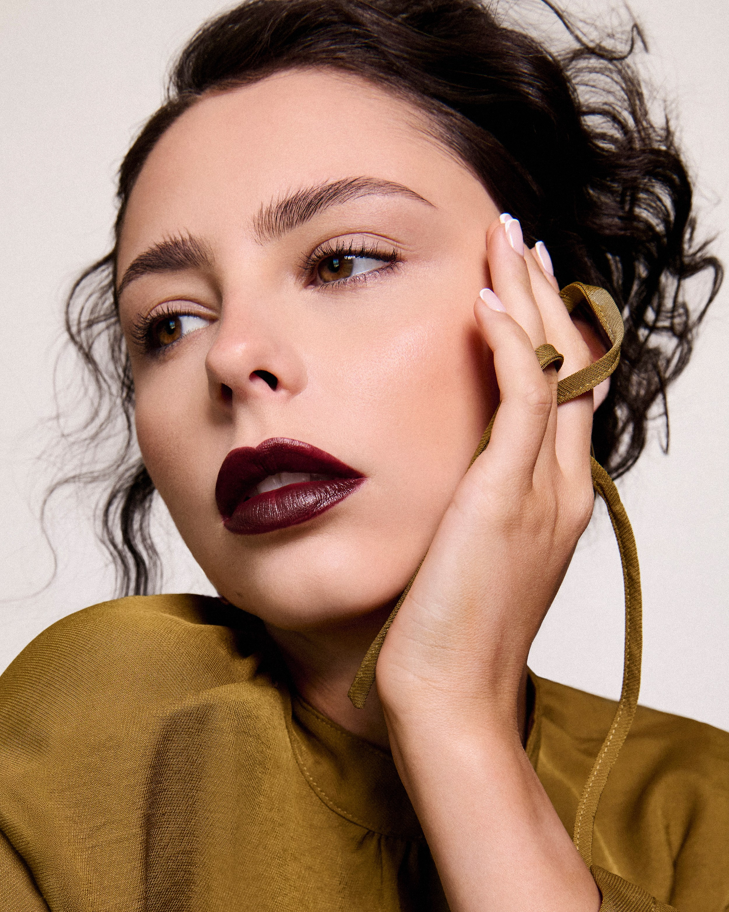 Chelsea for Elle Hungary ph Alena Saz. Portfolio Victoria Bulanova