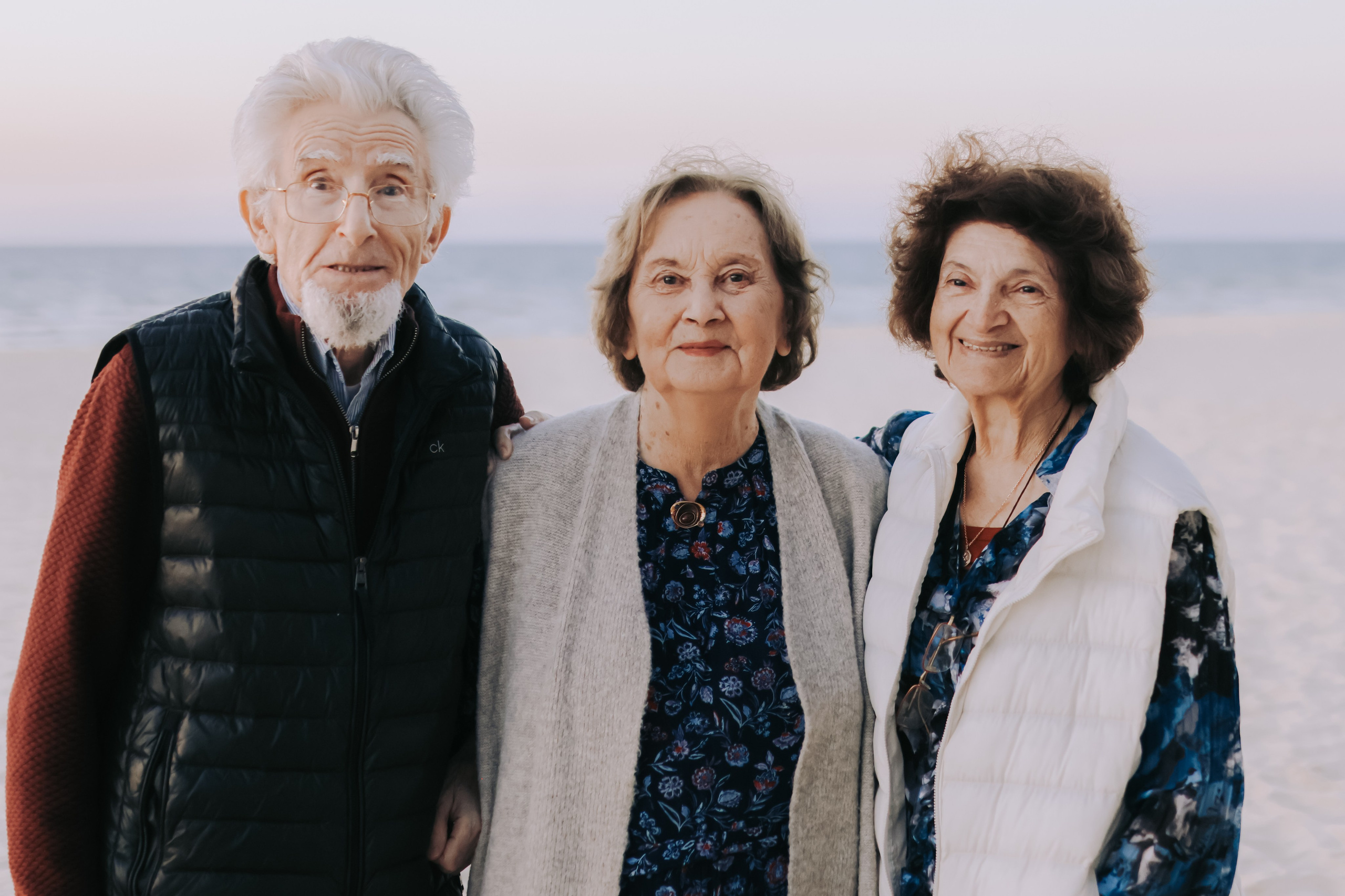 Family shoot / Engagement, Bat Yam | December 2025. Photographer in Israel Alice Milchin