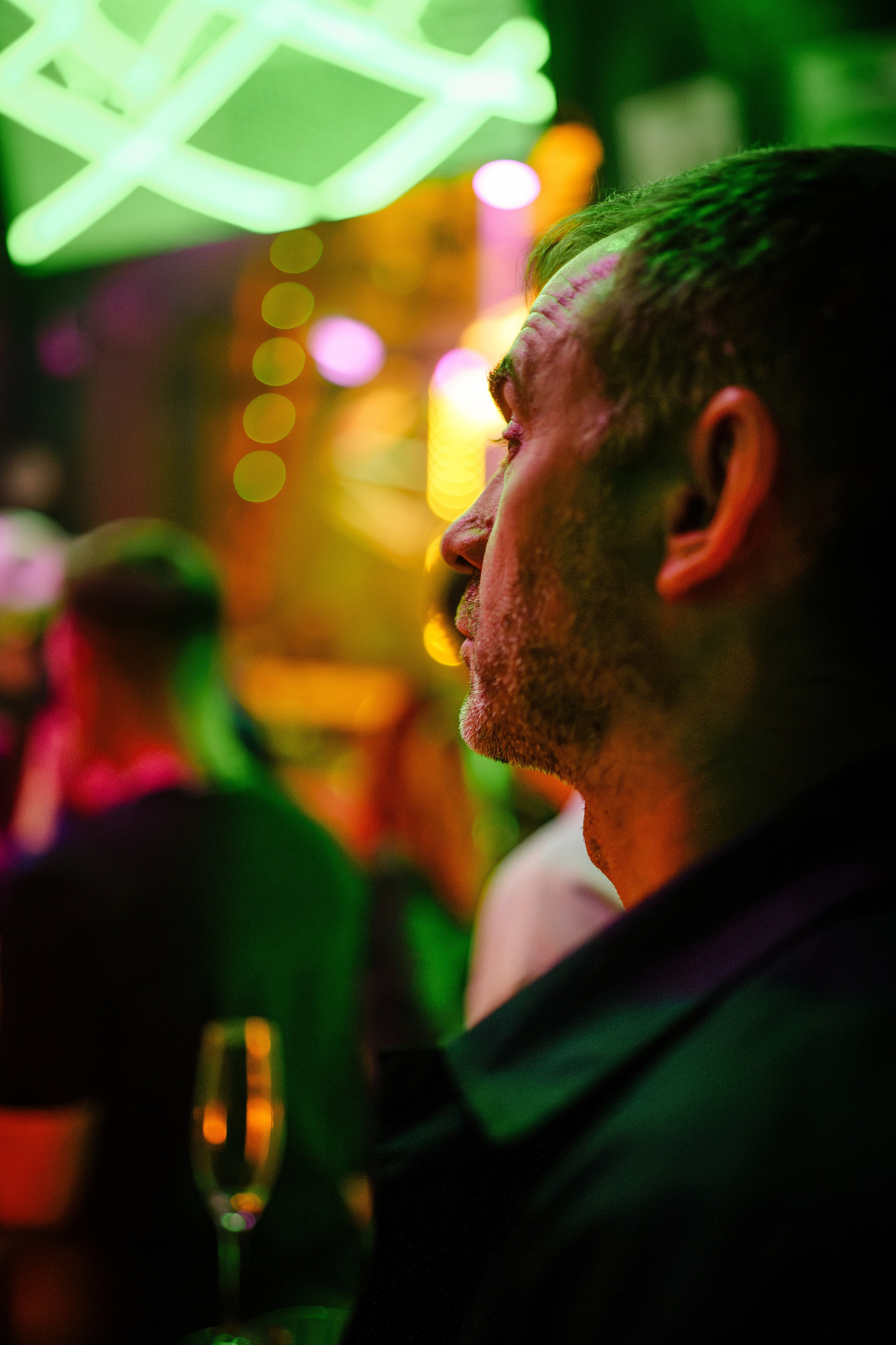 Вечеринка OSNOVATELI.LIVE репортажный фотограф Саша Дружинина. Репортажный фотограф в Москве Саша Дружинина