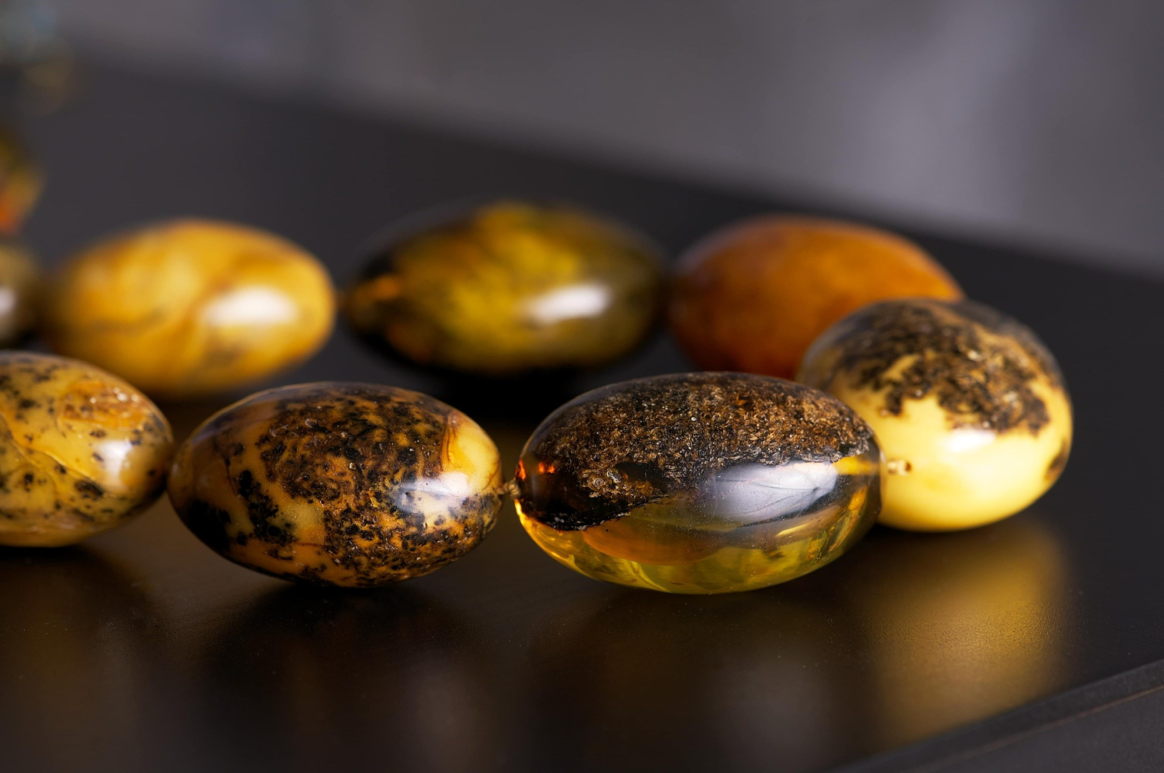 Украшения из балтийского янтаря. EUGENIKA JEWELS Идеальные украшения для избранных