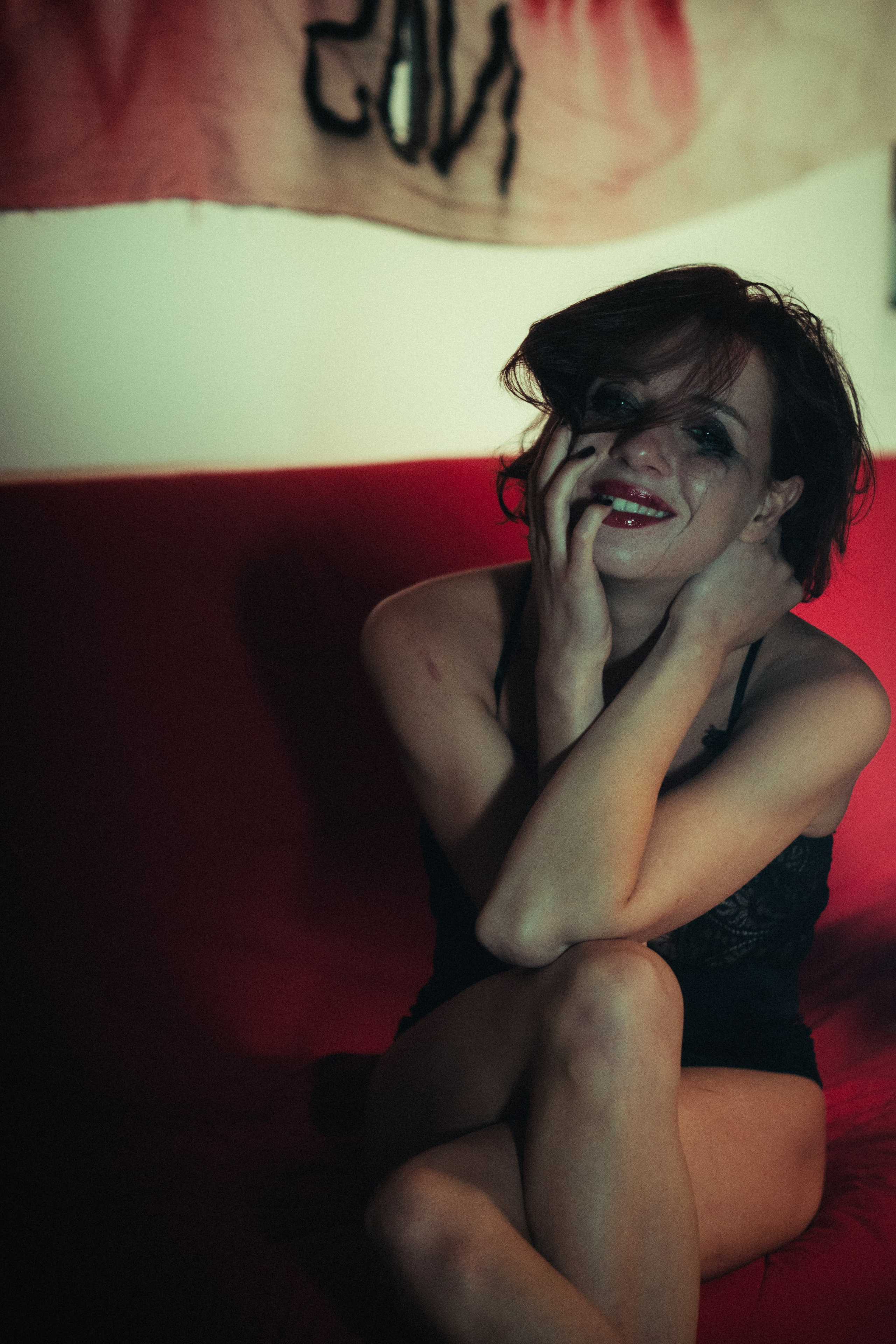 Des millions pour vos bombes des miettes pour nos vies. Фотограф Париж / Photographer Paris