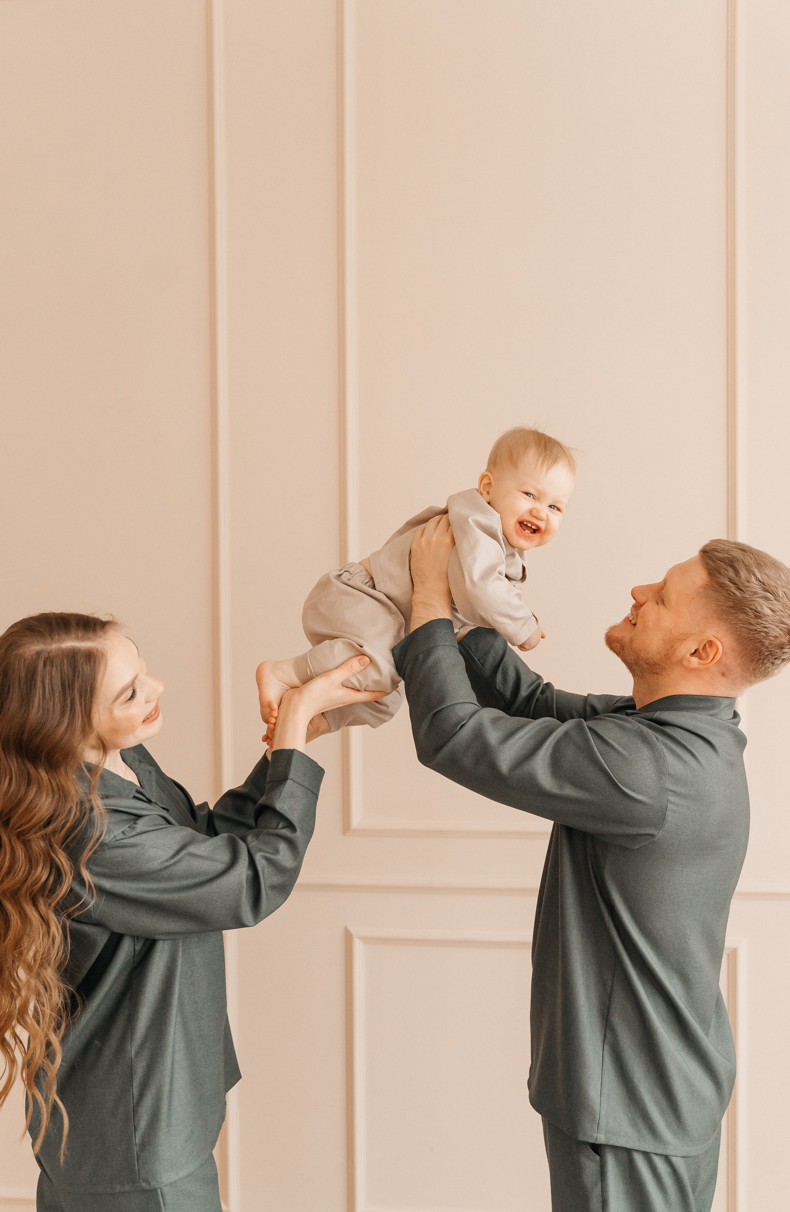 Илья, Таня и Мирон. Волик Мария