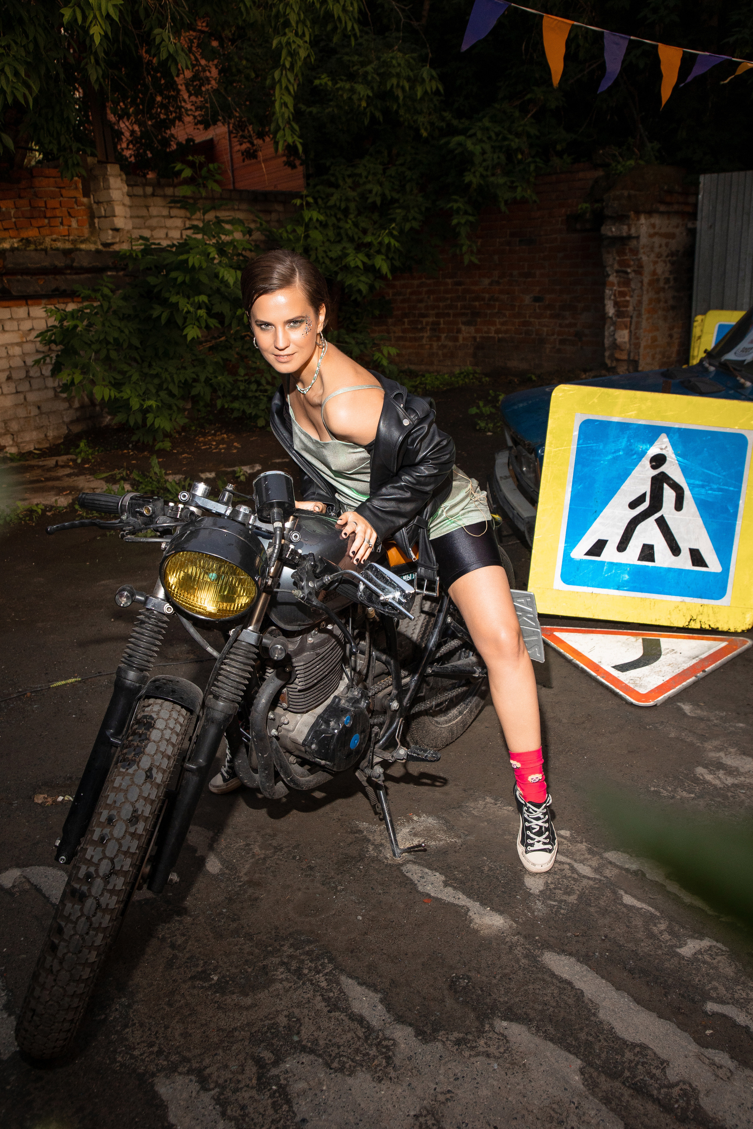 2022-06-29 Лекция Марии Барковой (Энди Уорхол). Фотограф Денис Лесковский (Тюмень)