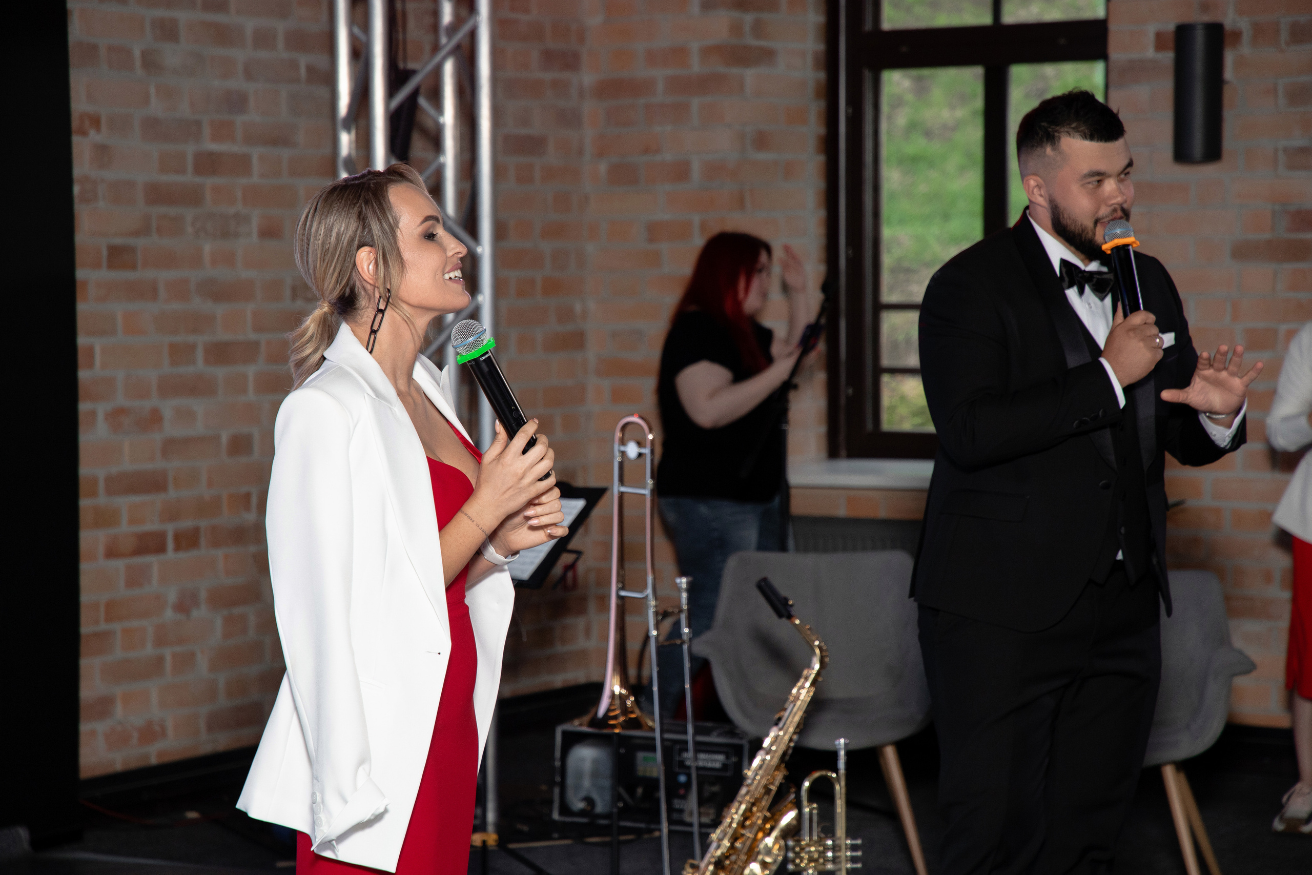 Презентация книги Светы Захаровой "Ты уже бренд". Фотограф Денис Лесковский (Тюмень)