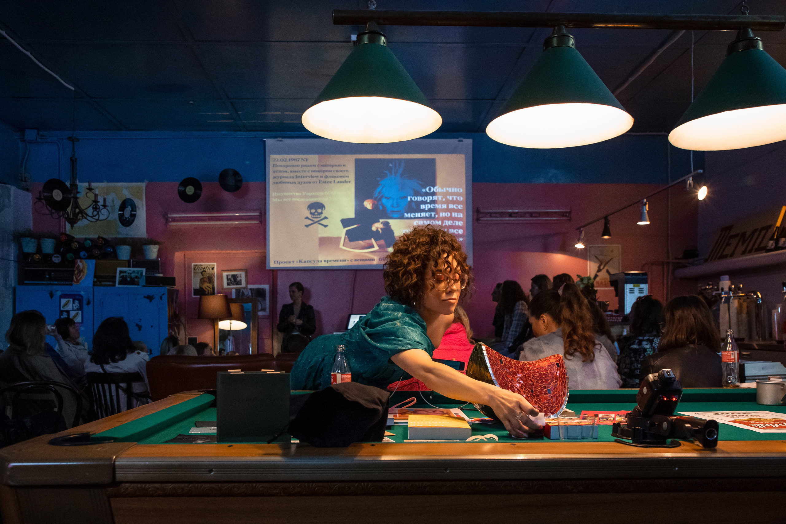 2022-06-29 Лекция Марии Барковой (Энди Уорхол). Фотограф Денис Лесковский (Тюмень)