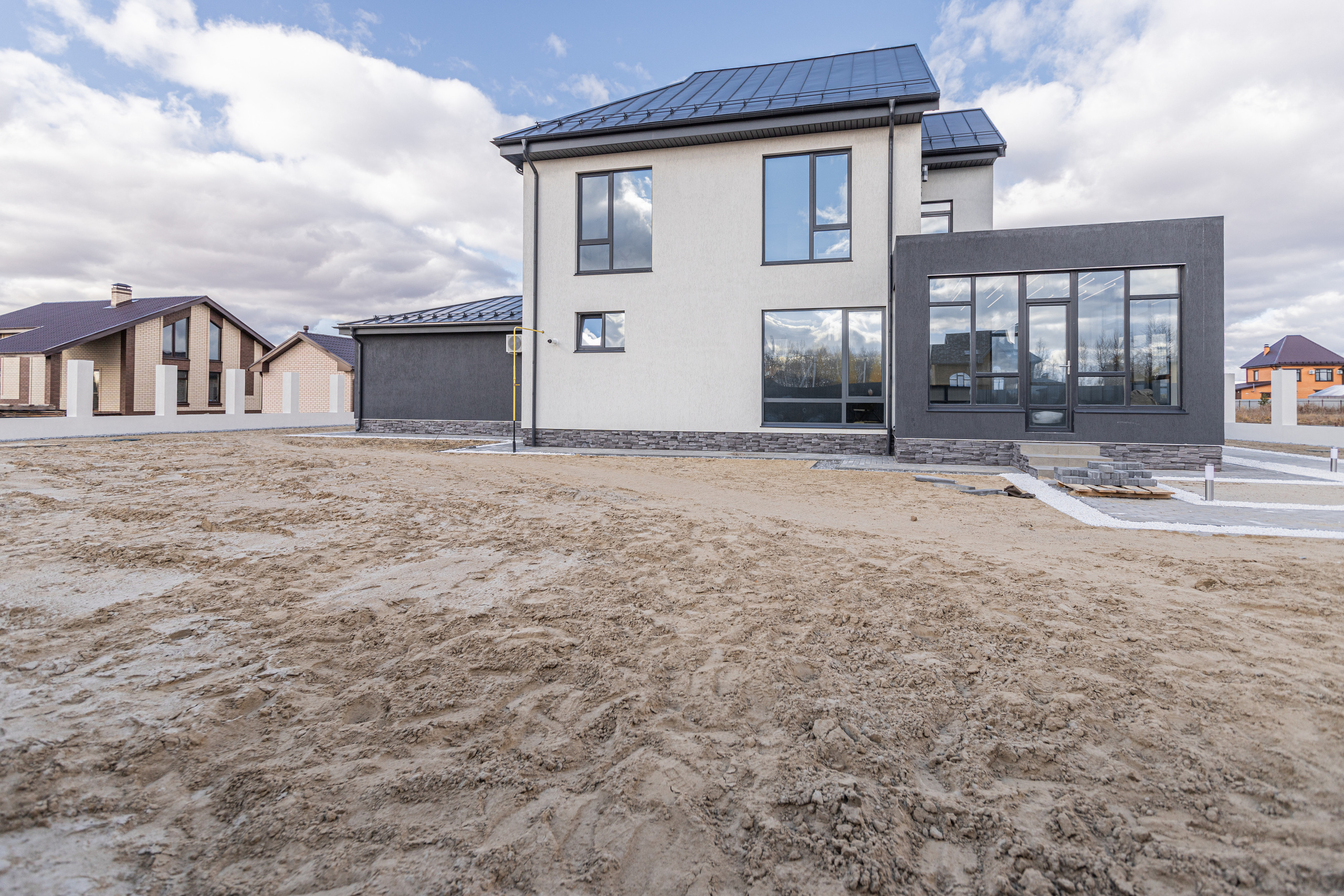 Предпродажная съемка коттеджа в Зубарево. Фотограф Денис Лесковский (Тюмень)