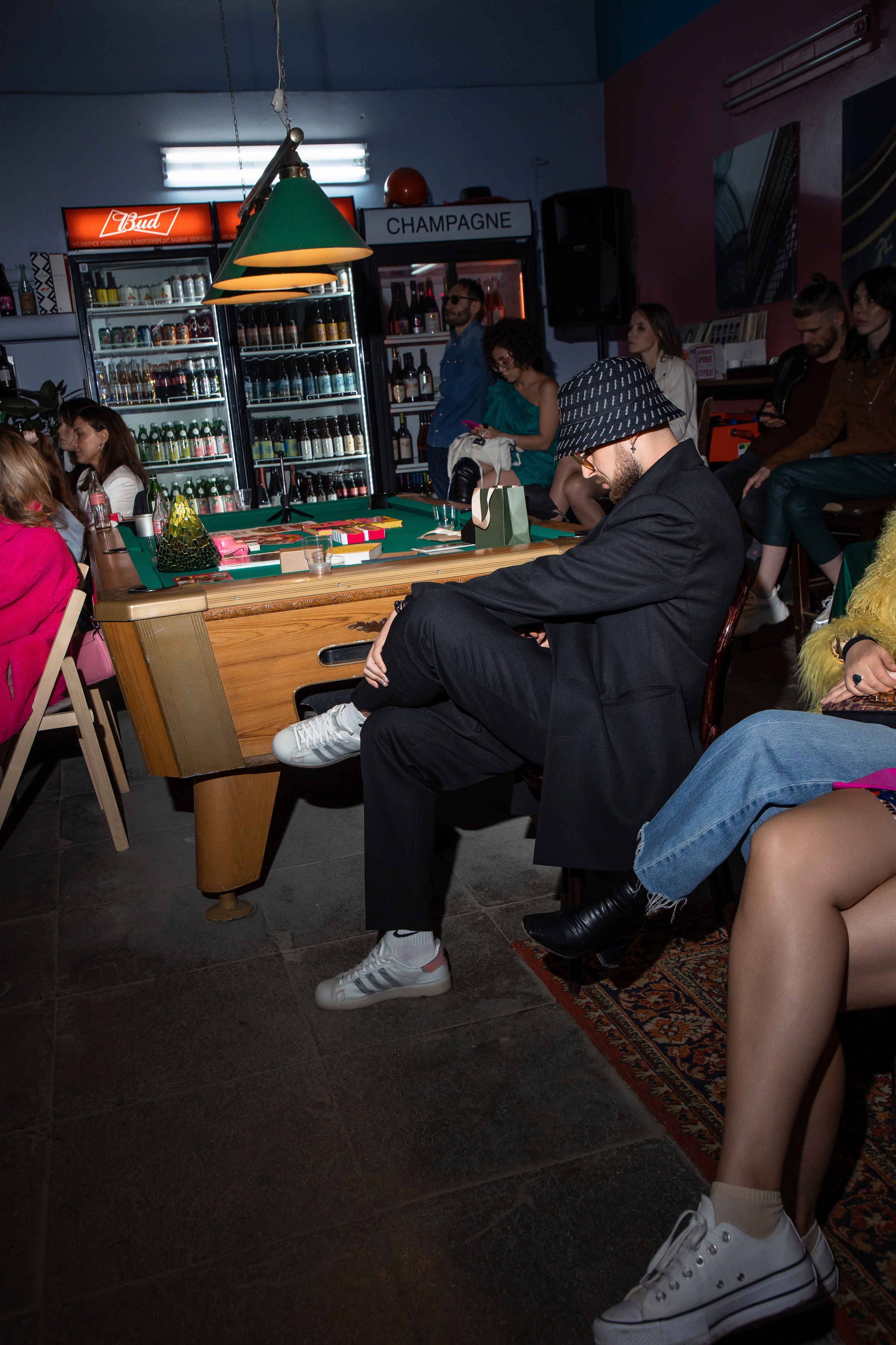 2022-06-29 Лекция Марии Барковой (Энди Уорхол). Фотограф Денис Лесковский (Тюмень)