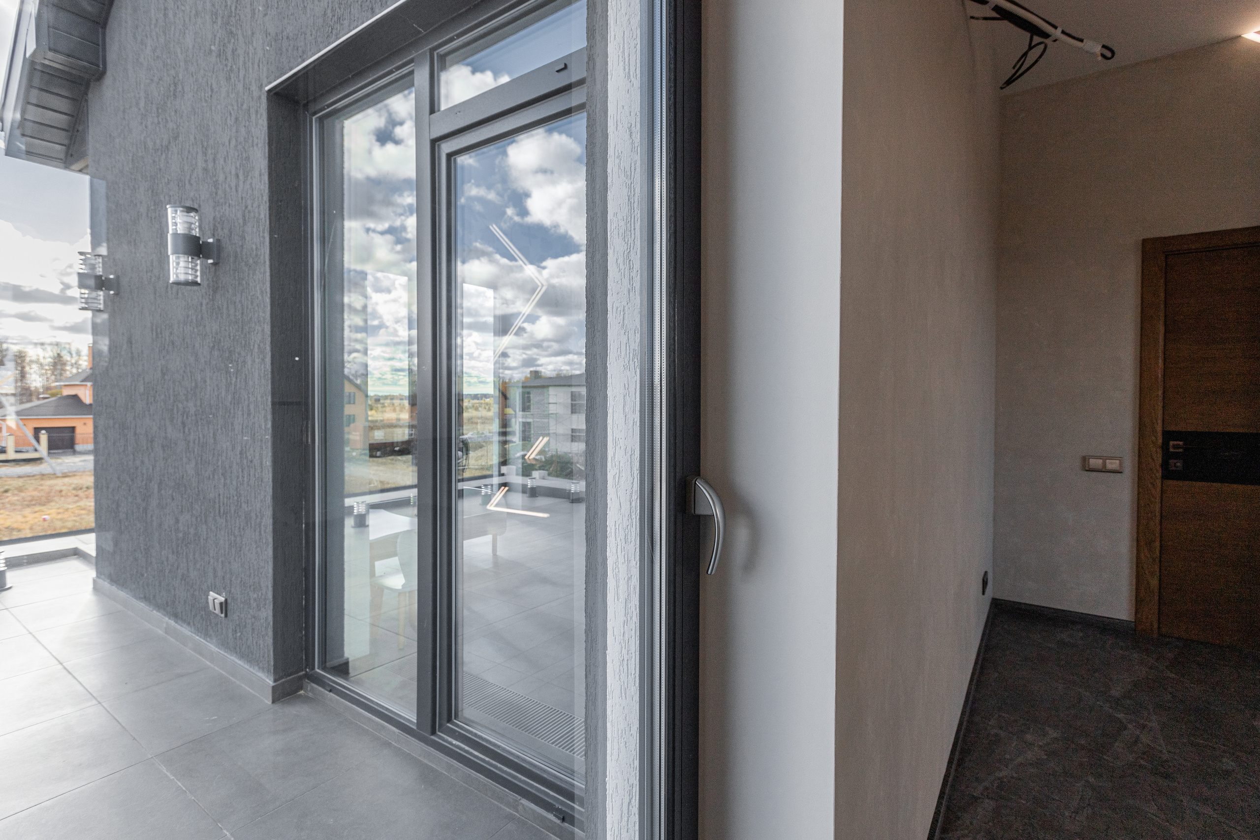 Предпродажная съемка коттеджа в Зубарево. Фотограф Денис Лесковский (Тюмень)