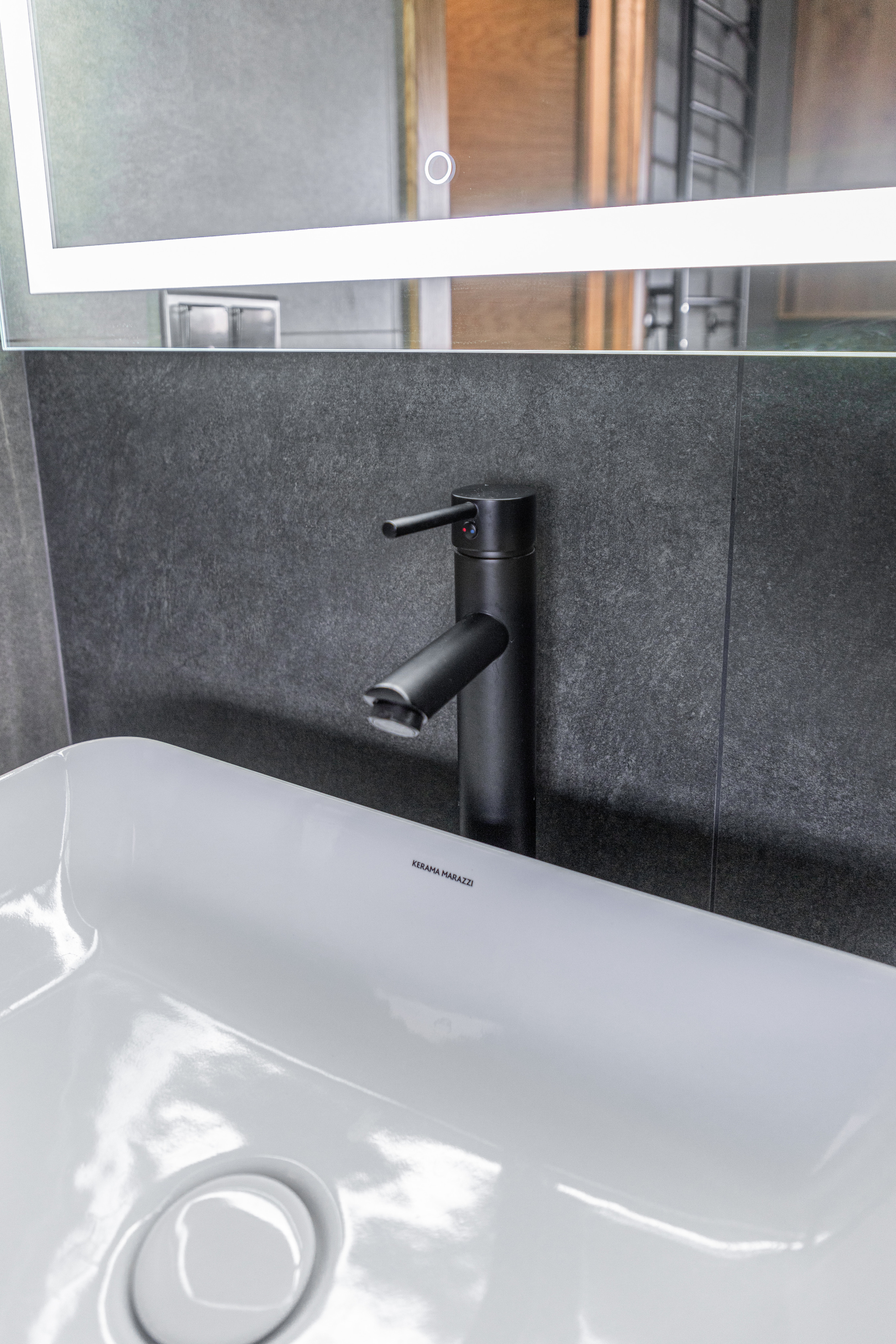 Предпродажная съемка коттеджа в Зубарево. Фотограф Денис Лесковский (Тюмень)