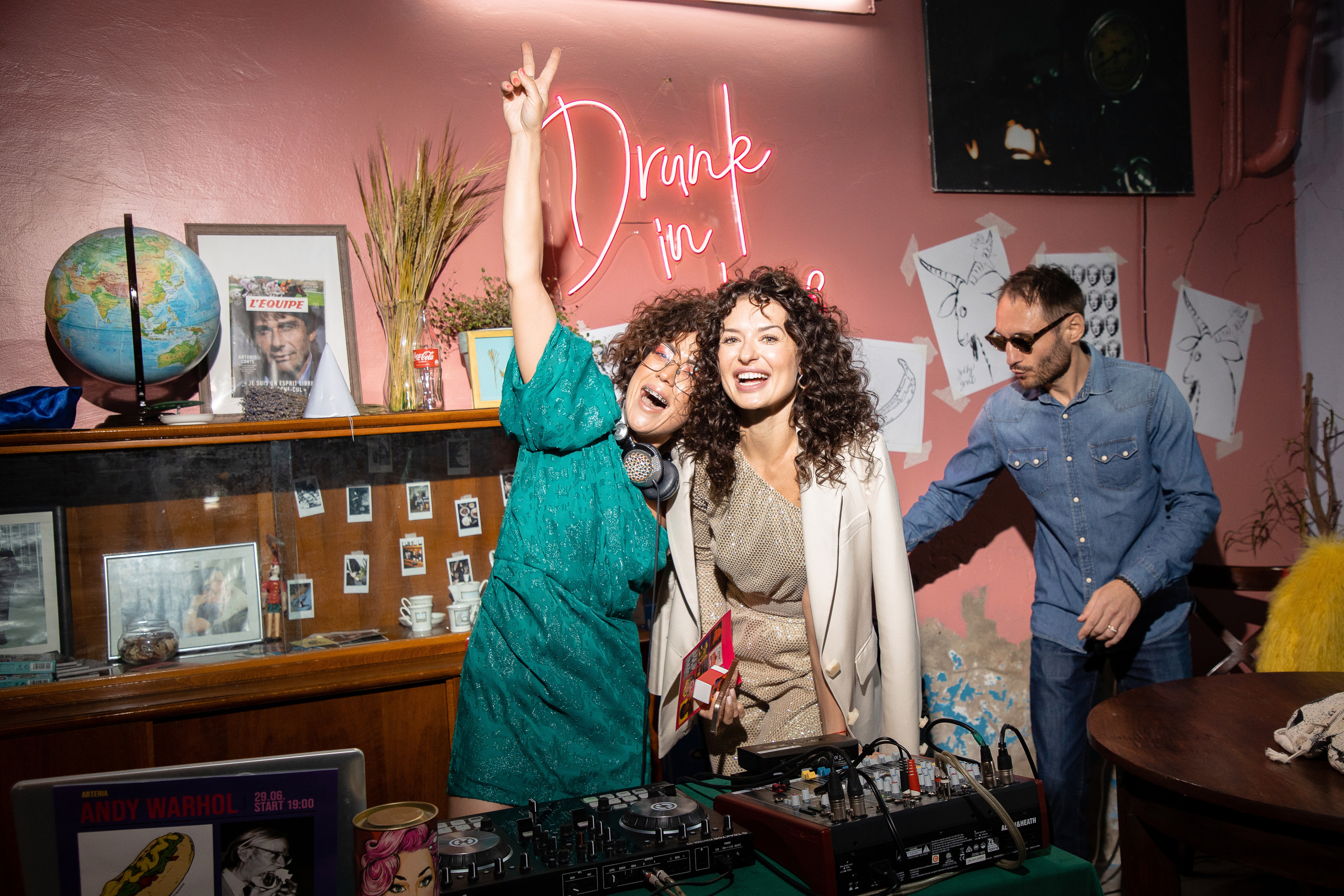 2022-06-29 Лекция Марии Барковой (Энди Уорхол). Фотограф Денис Лесковский (Тюмень)