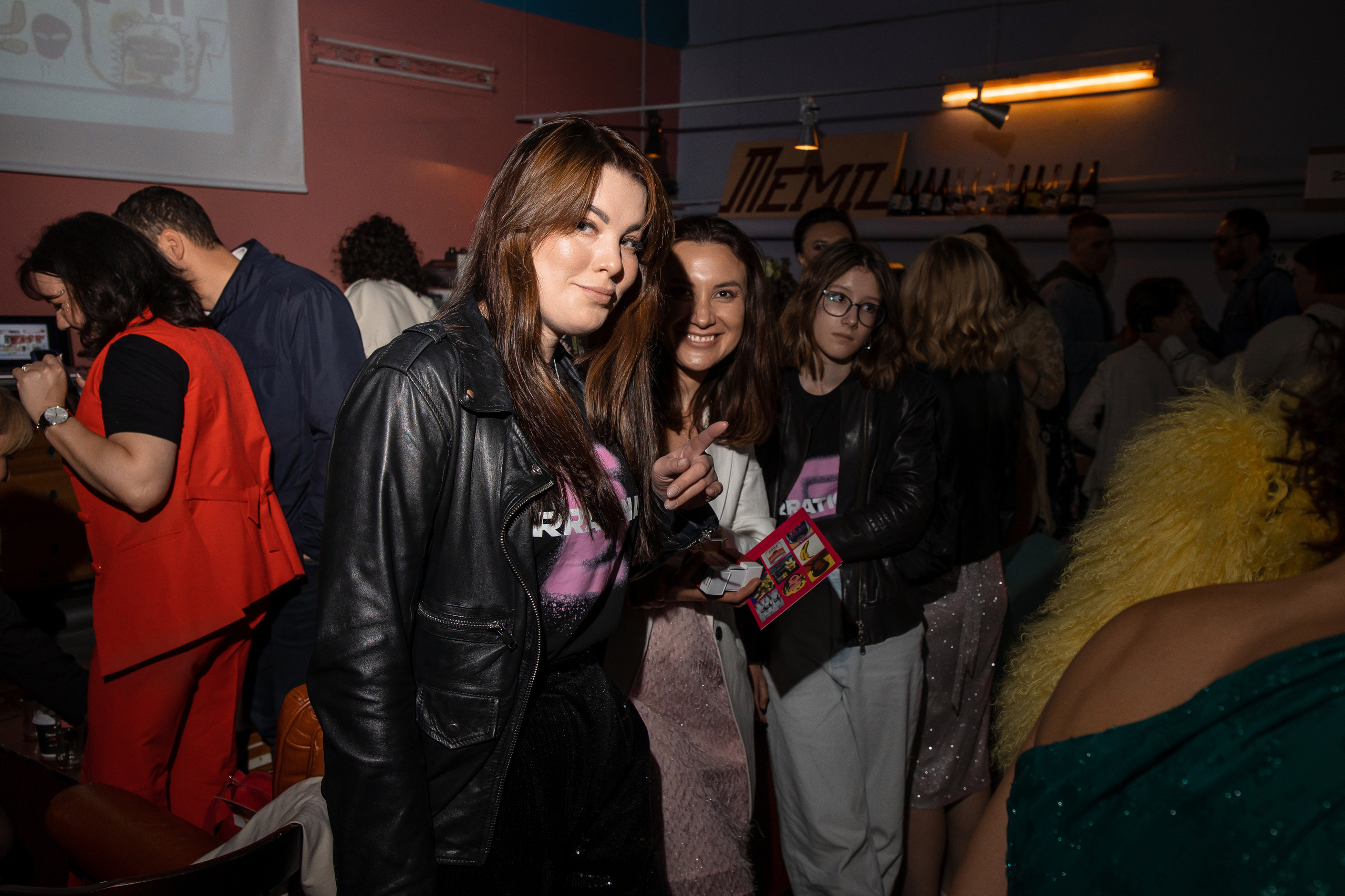 2022-06-29 Лекция Марии Барковой (Энди Уорхол). Фотограф Денис Лесковский (Тюмень)