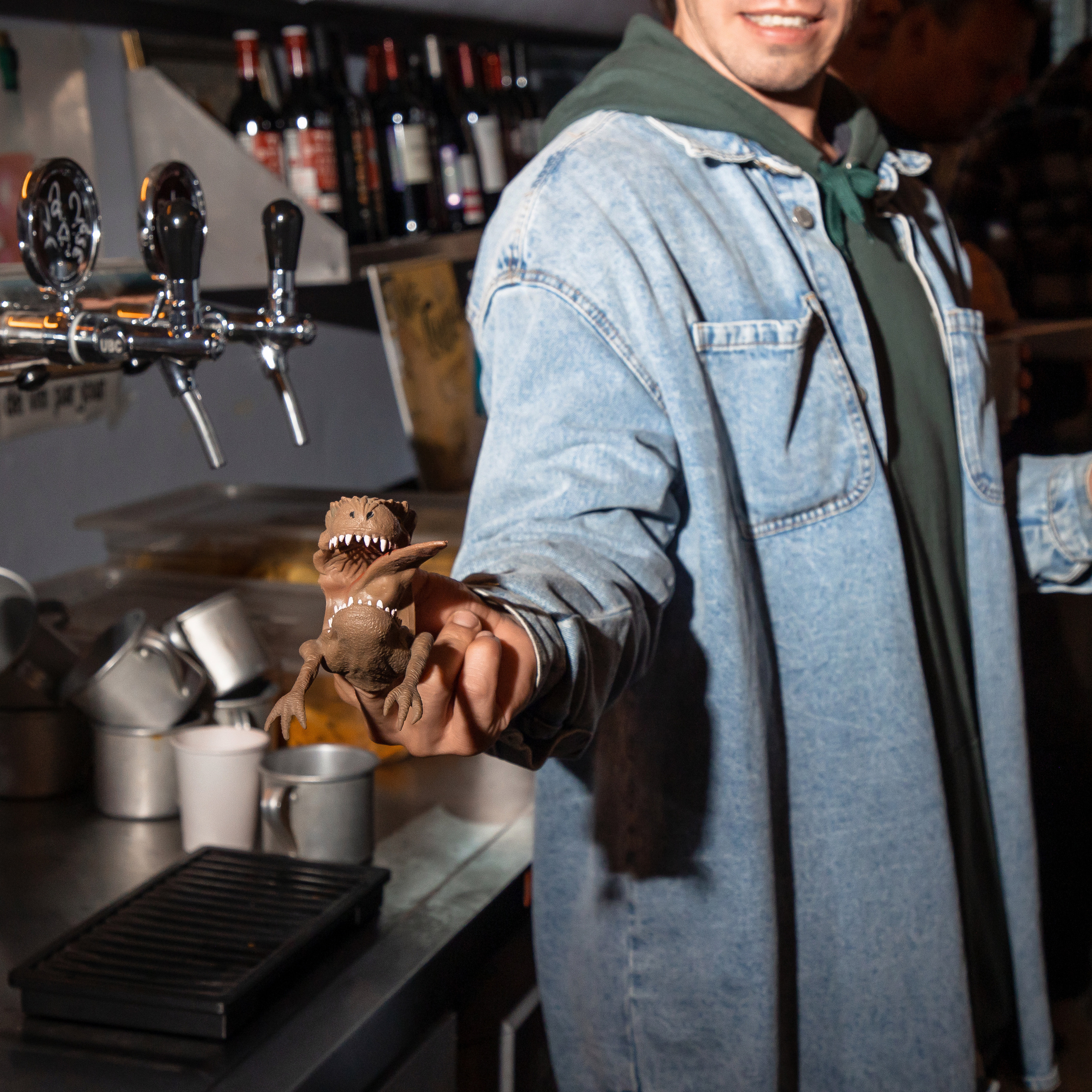 2022-06-29 Лекция Марии Барковой (Энди Уорхол). Фотограф Денис Лесковский (Тюмень)