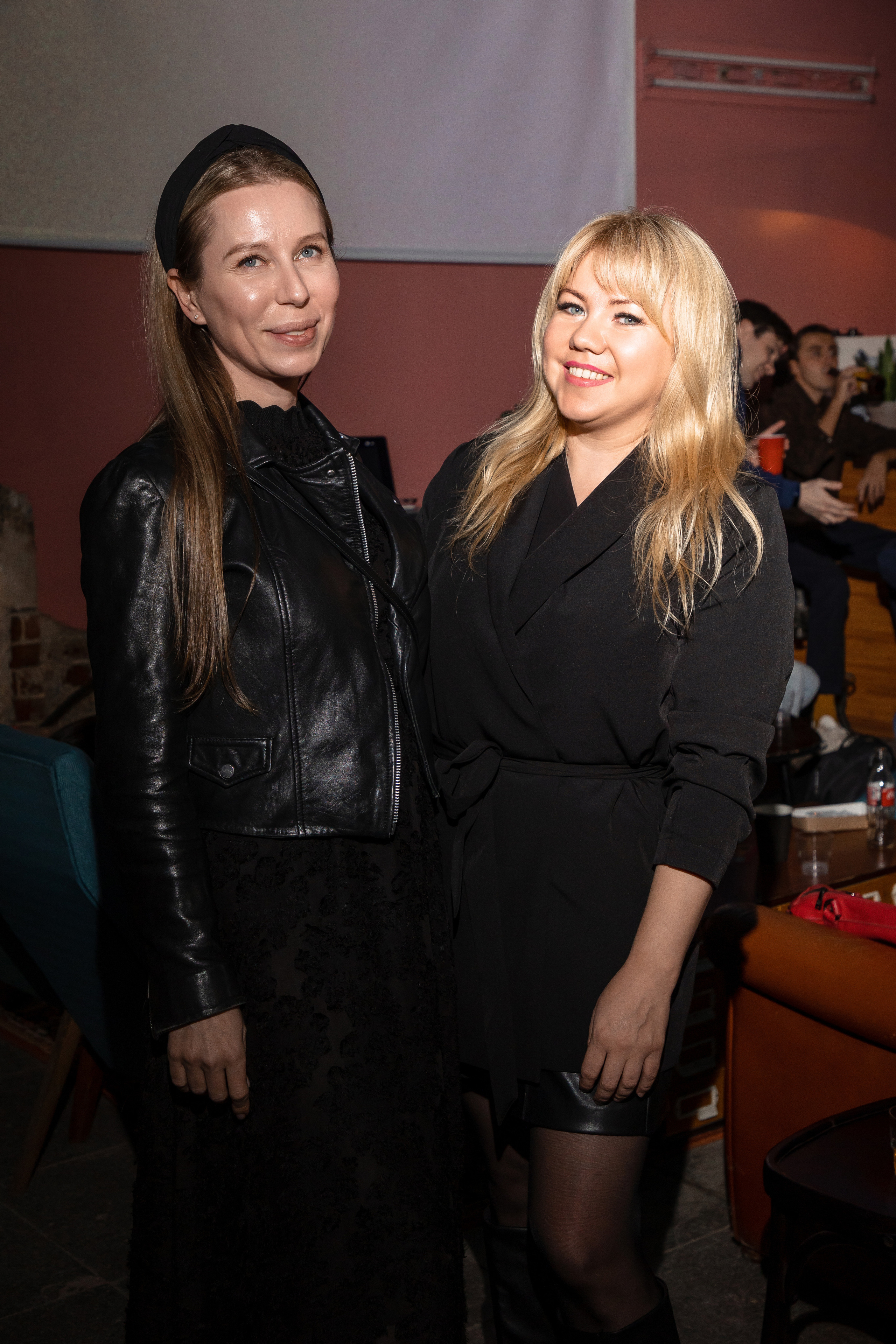 2022-06-29 Лекция Марии Барковой (Энди Уорхол). Фотограф Денис Лесковский (Тюмень)