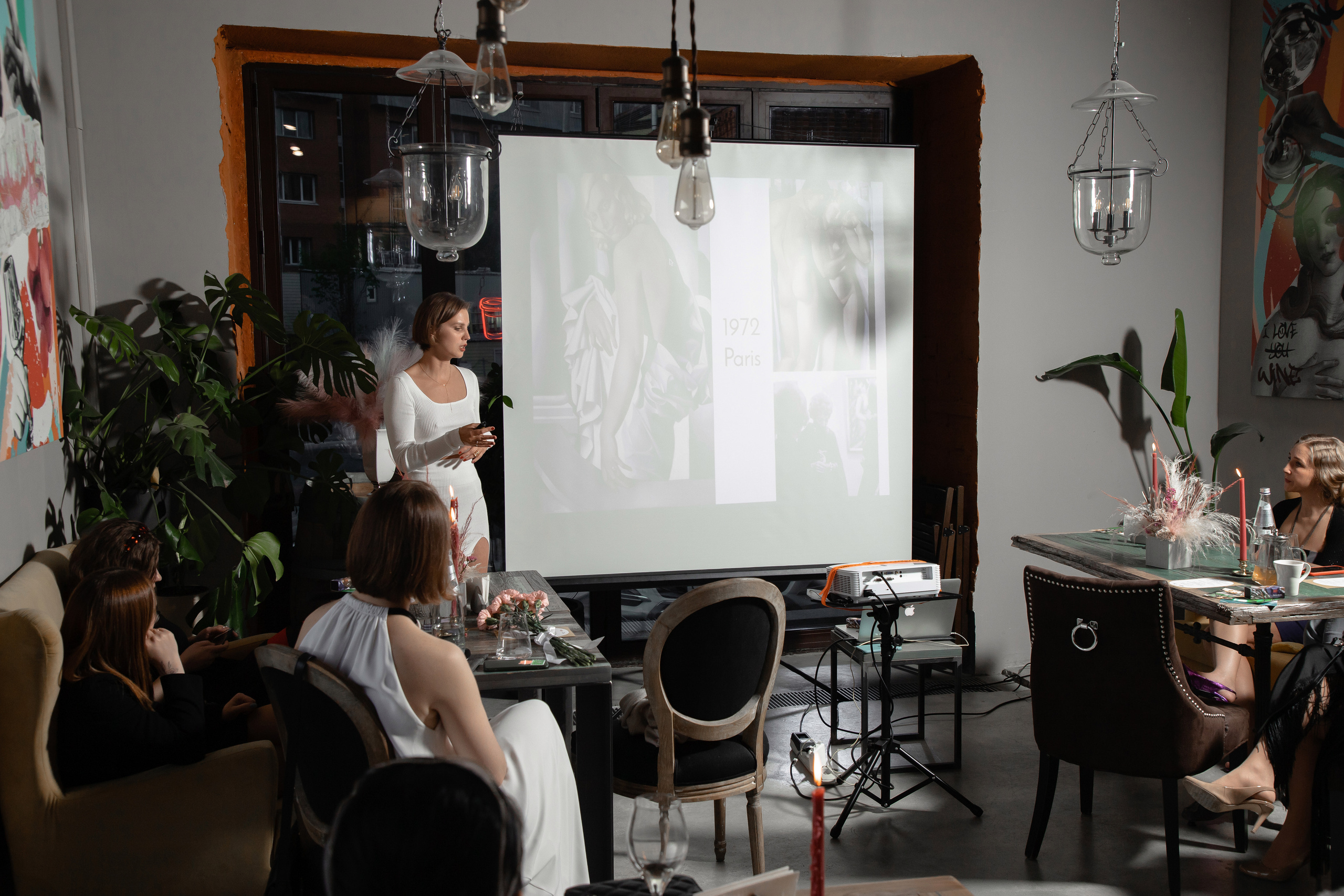 Лекция Марии Барковой (Eclectic, винное место). Фотограф Денис Лесковский (Тюмень)