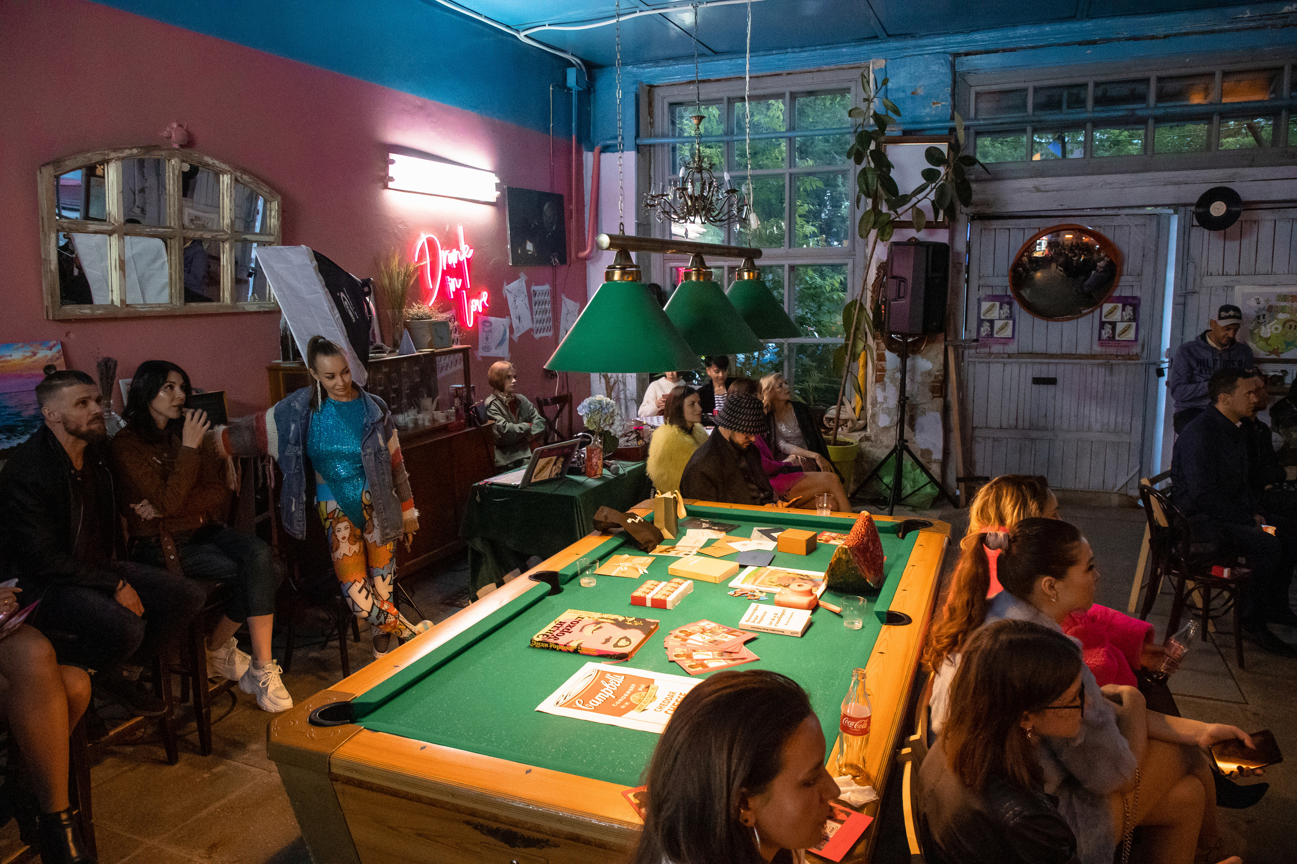 2022-06-29 Лекция Марии Барковой (Энди Уорхол). Фотограф Денис Лесковский (Тюмень)