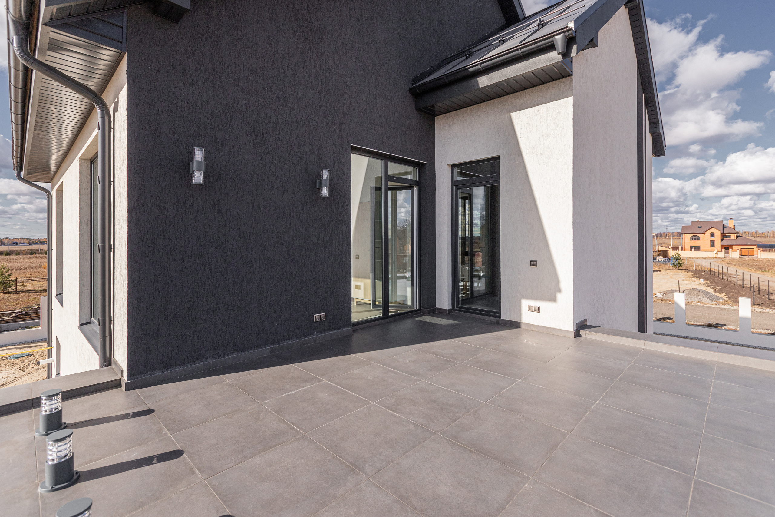 Предпродажная съемка коттеджа в Зубарево. Фотограф Денис Лесковский (Тюмень)