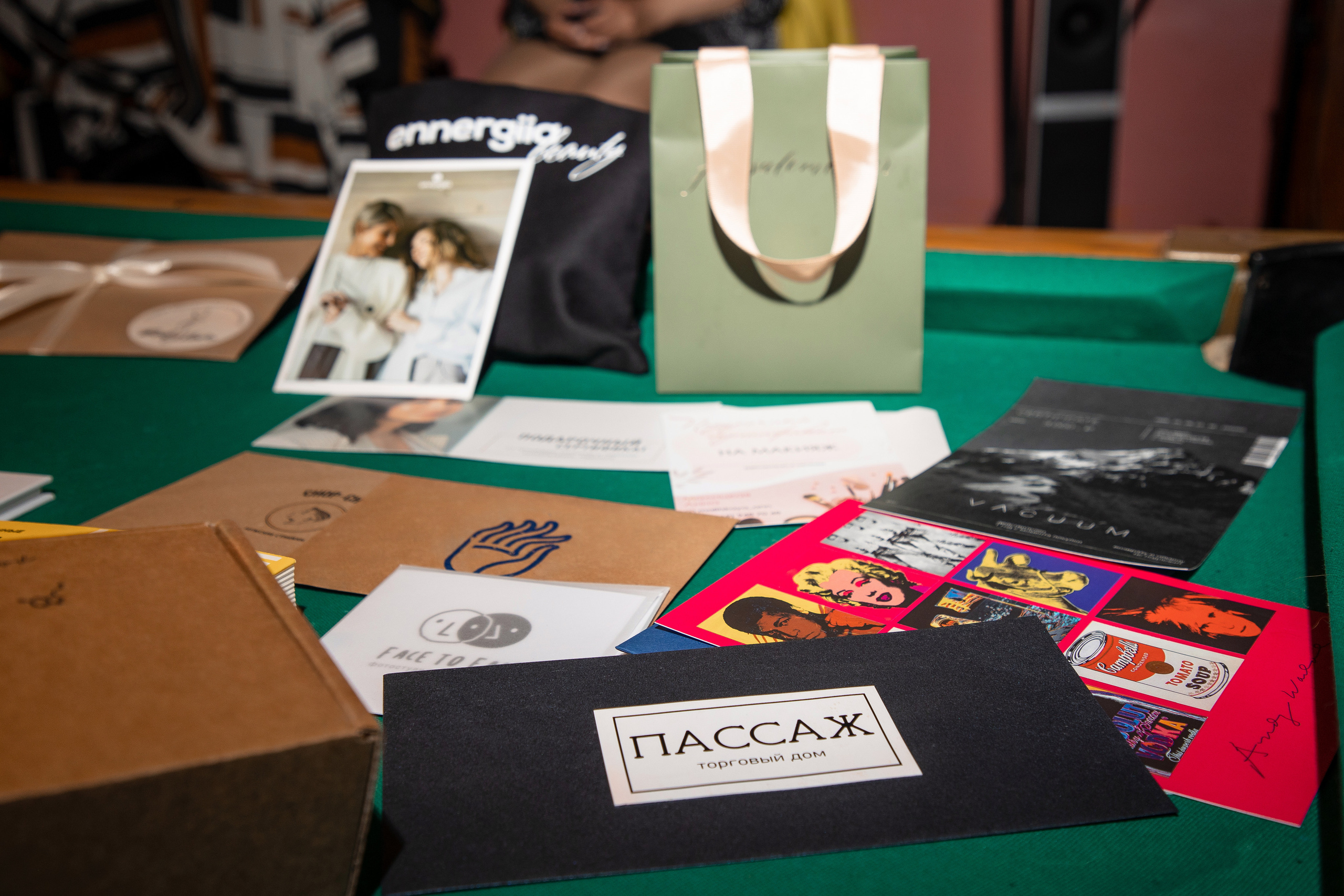 2022-06-29 Лекция Марии Барковой (Энди Уорхол). Фотограф Денис Лесковский (Тюмень)