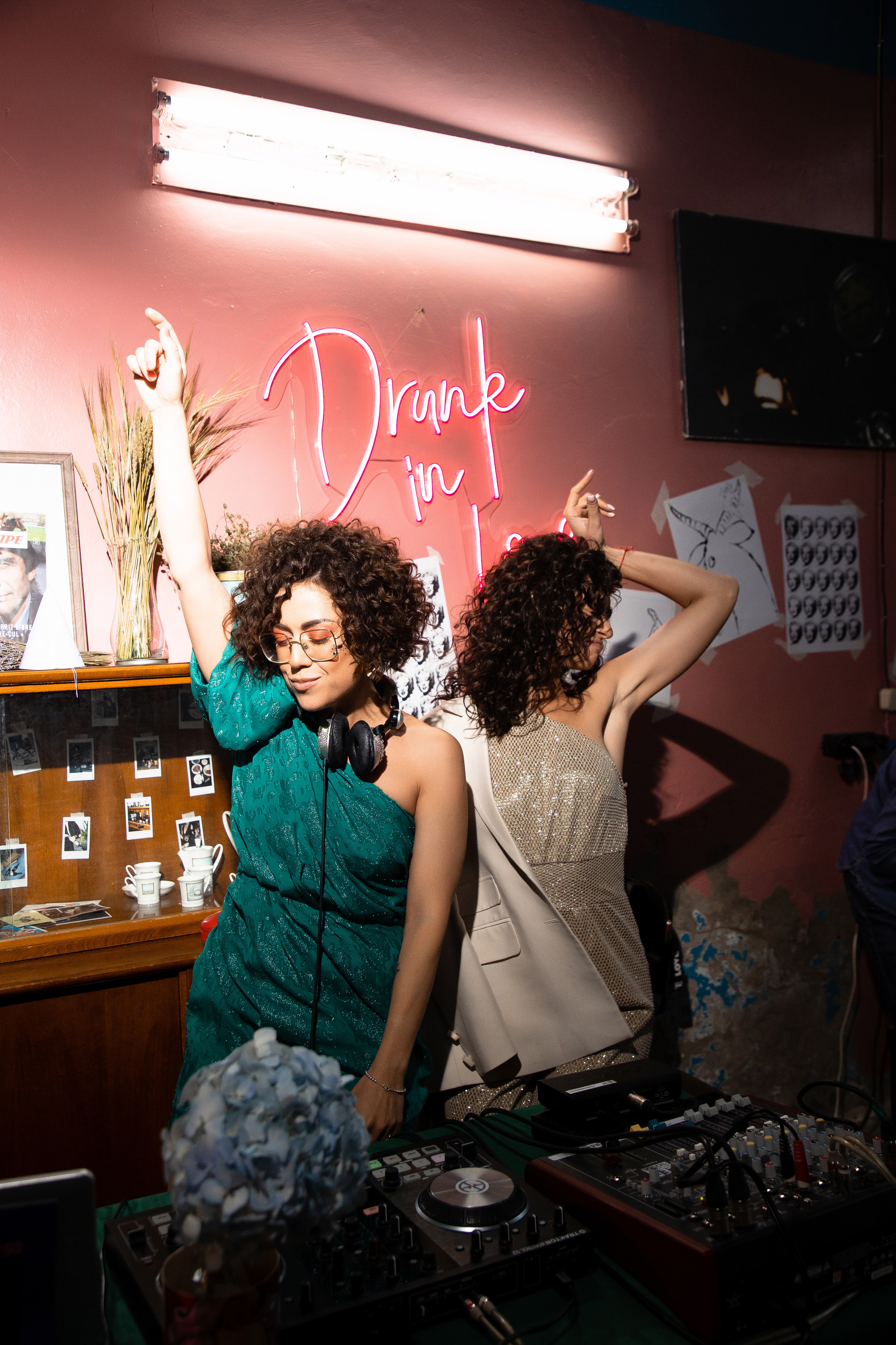 2022-06-29 Лекция Марии Барковой (Энди Уорхол). Фотограф Денис Лесковский (Тюмень)