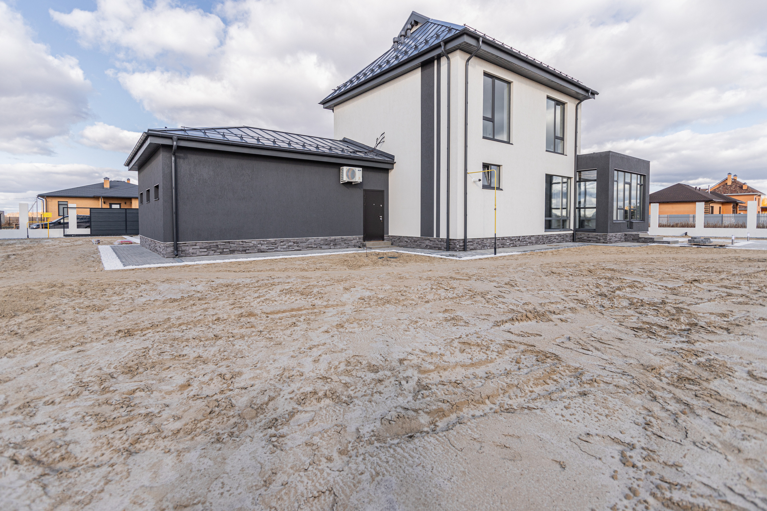 Предпродажная съемка коттеджа в Зубарево. Фотограф Денис Лесковский (Тюмень)