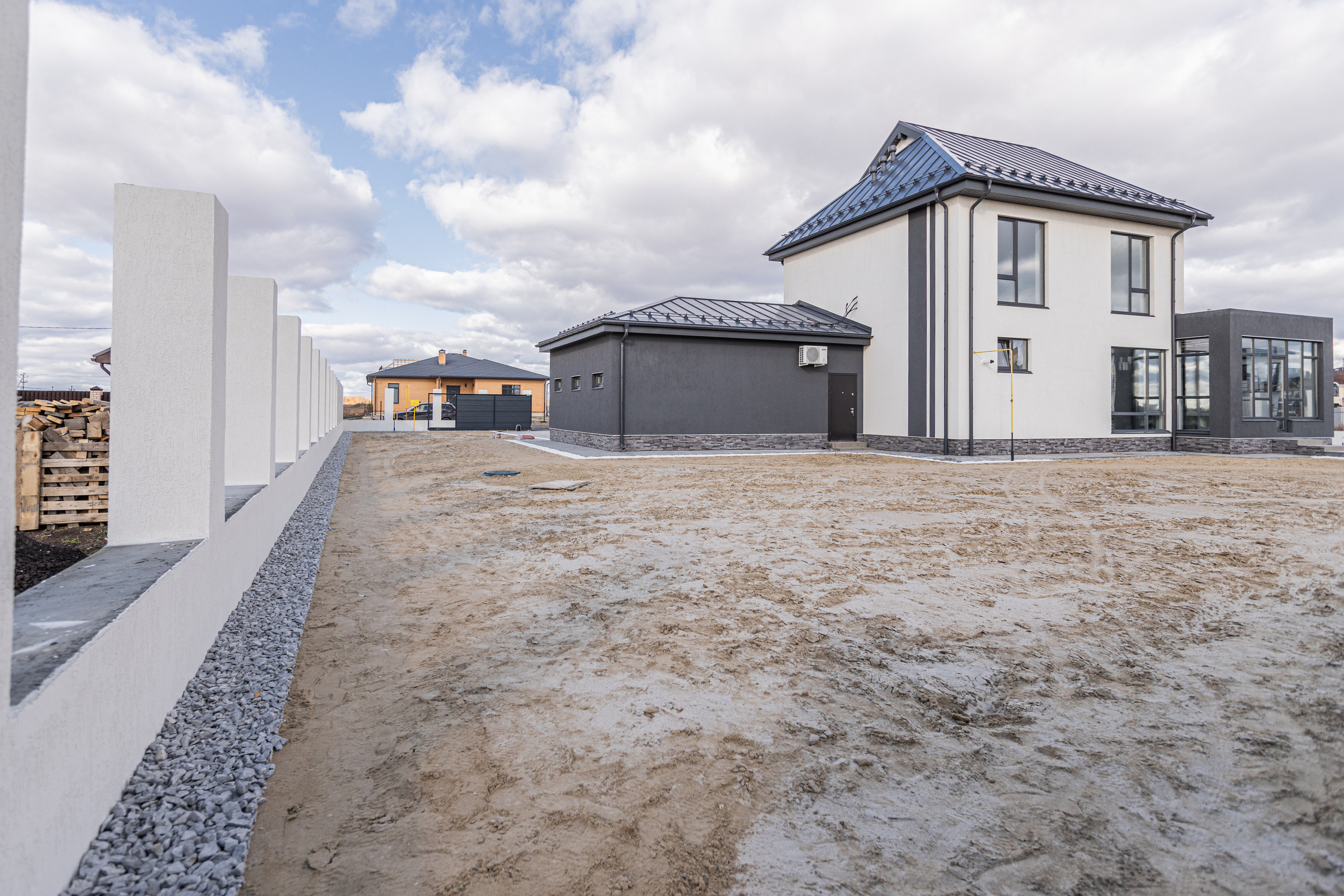 Предпродажная съемка коттеджа в Зубарево. Фотограф Денис Лесковский (Тюмень)