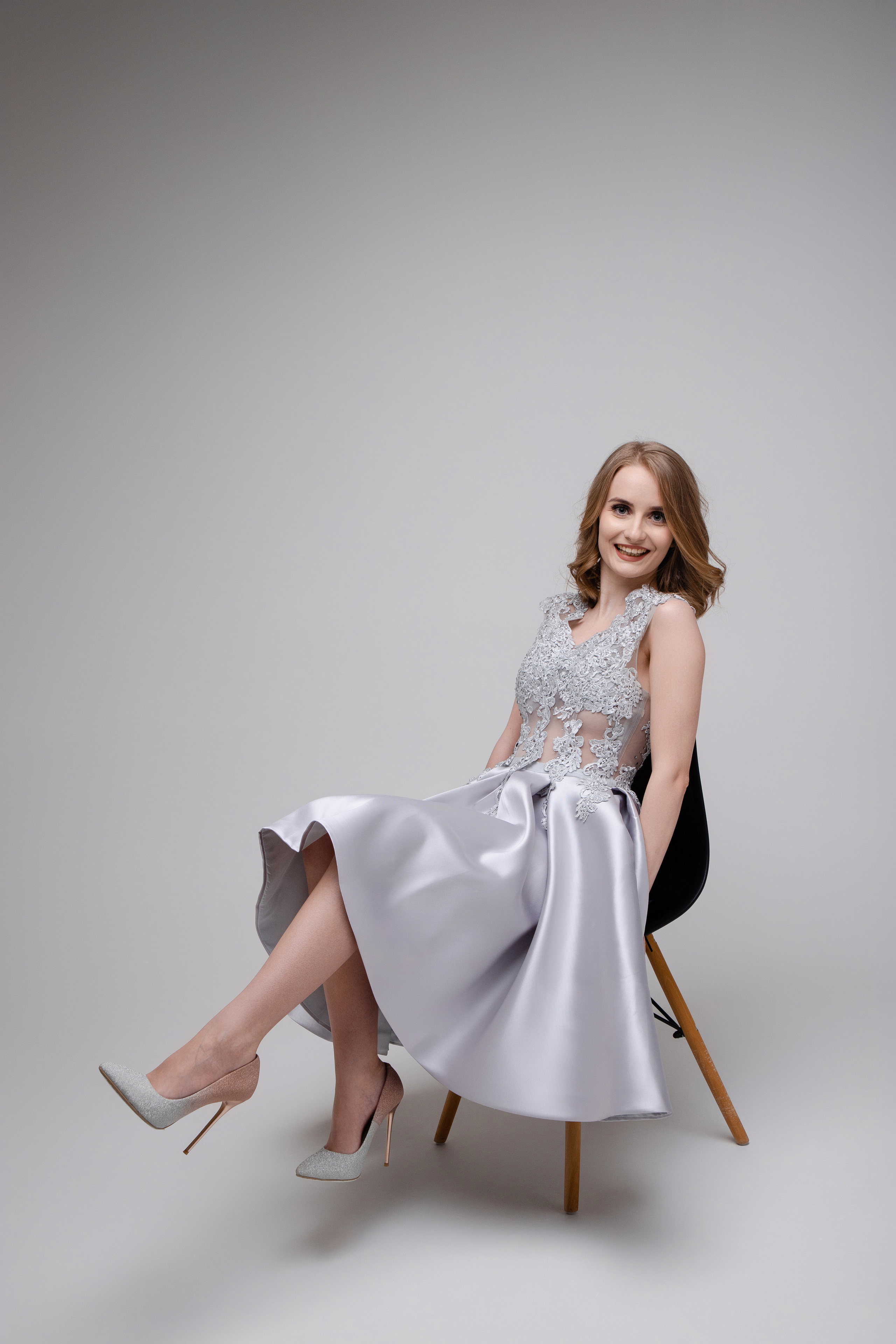 Фотосессия двух сестер с мамой. Фотограф Денис Лесковский (Тюмень)