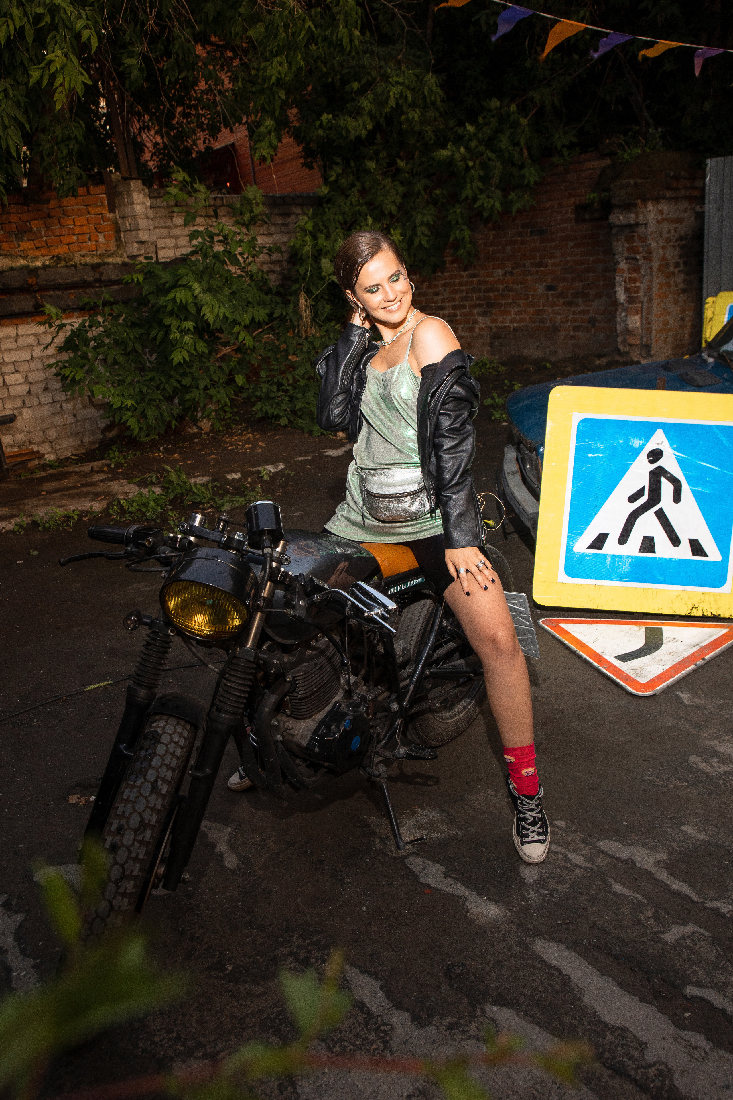 2022-06-29 Лекция Марии Барковой (Энди Уорхол). Фотограф Денис Лесковский (Тюмень)