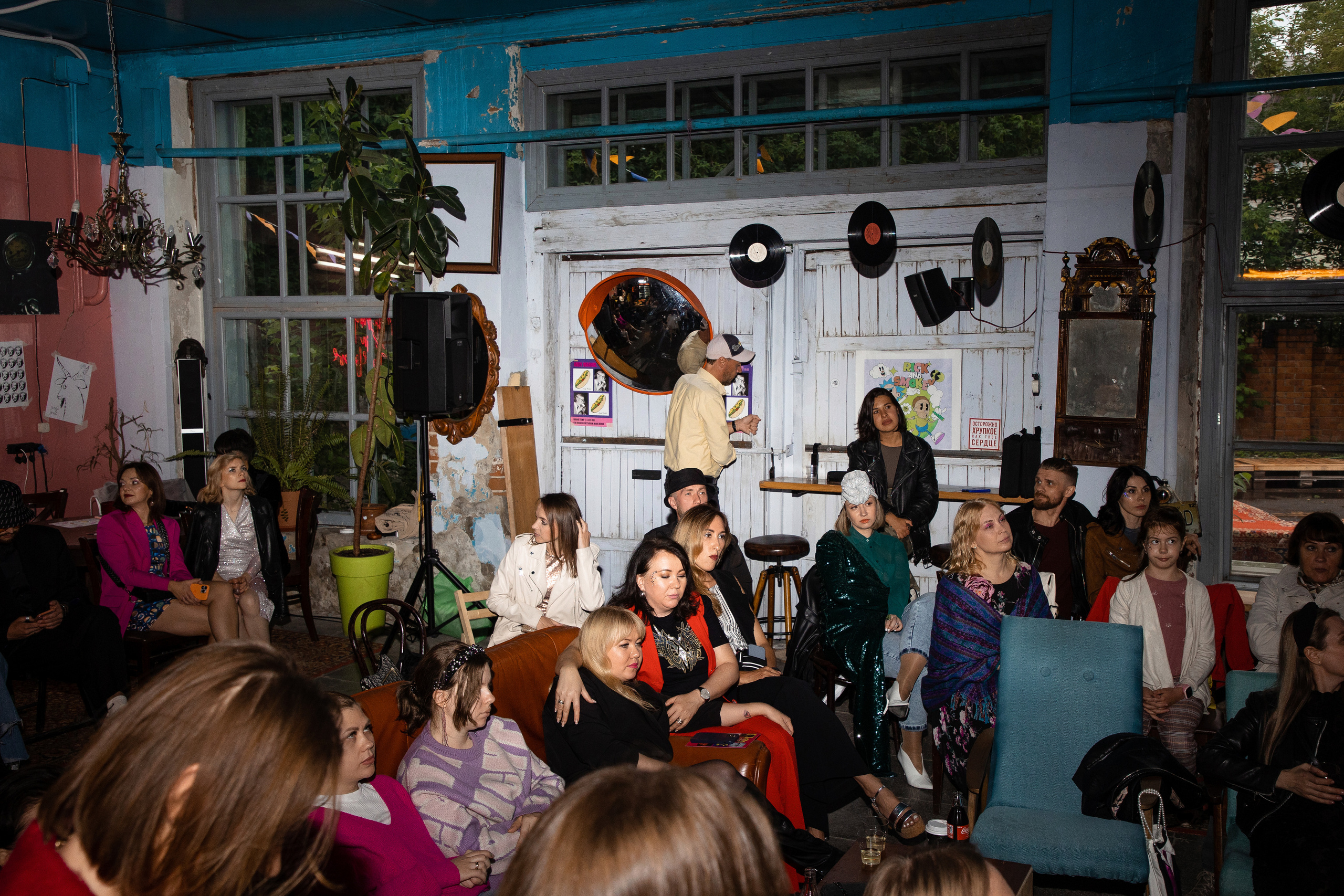 2022-06-29 Лекция Марии Барковой (Энди Уорхол). Фотограф Денис Лесковский (Тюмень)