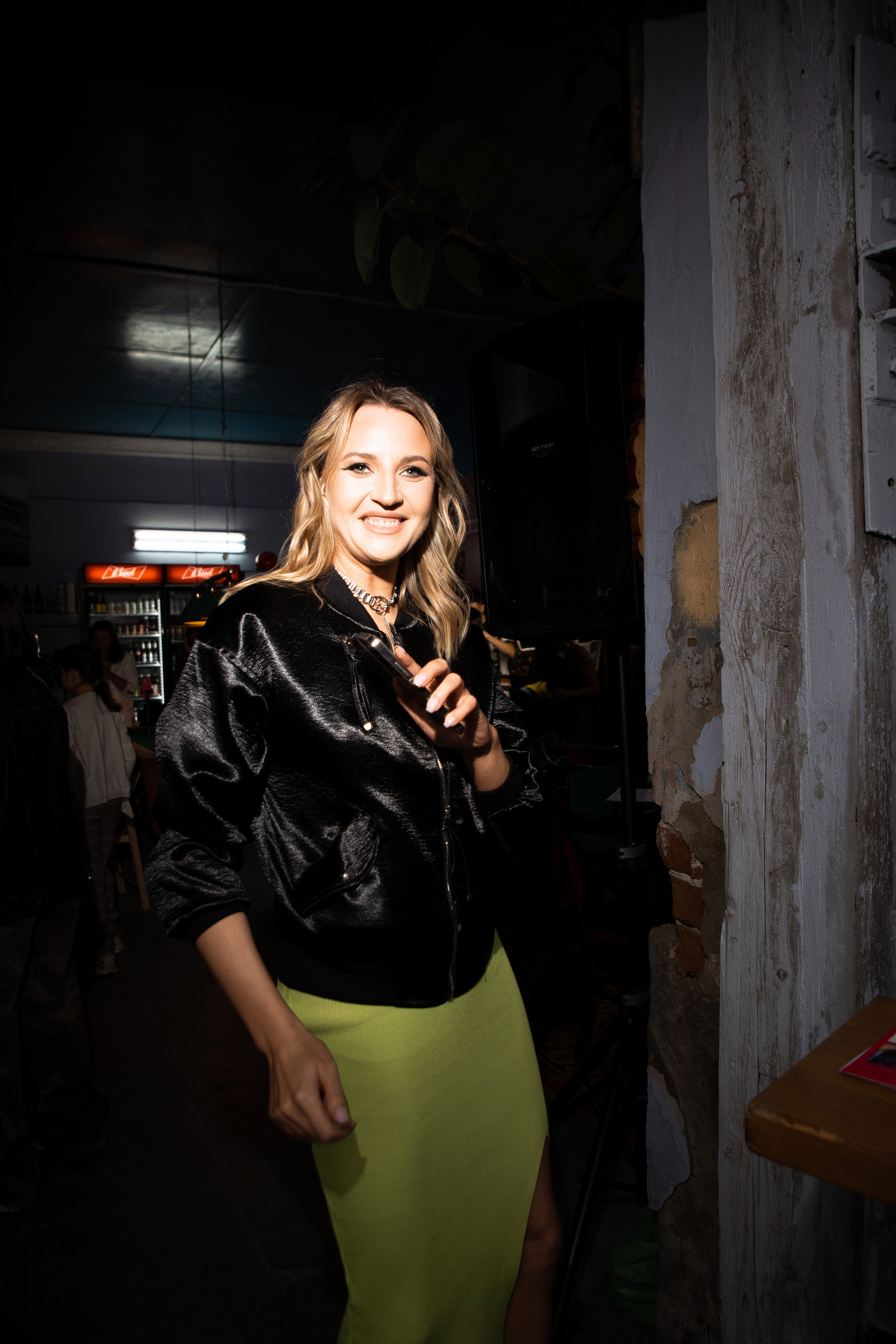 2022-06-29 Лекция Марии Барковой (Энди Уорхол). Фотограф Денис Лесковский (Тюмень)