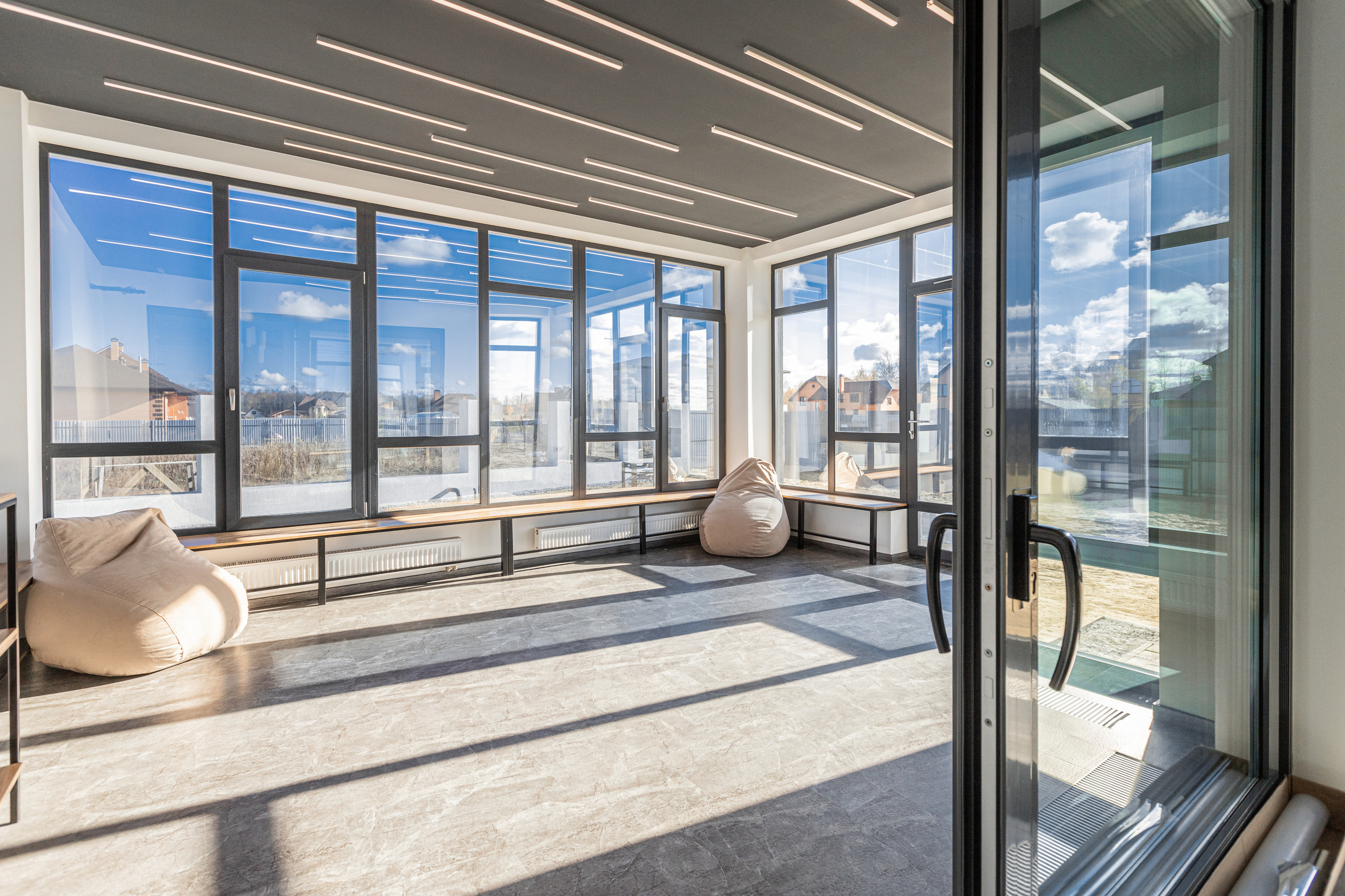 Предпродажная съемка коттеджа в Зубарево. Фотограф Денис Лесковский (Тюмень)