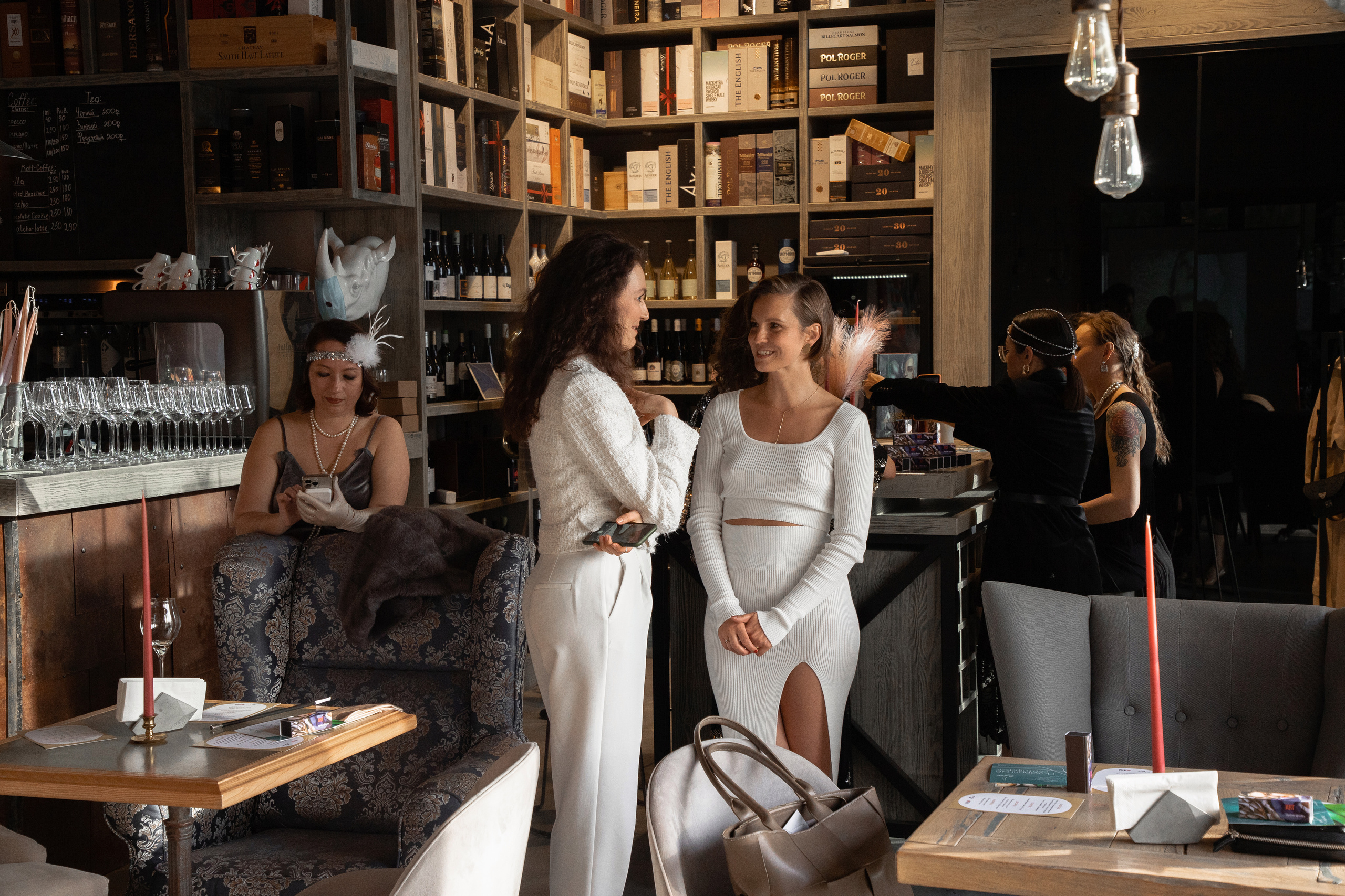 Лекция Марии Барковой (Eclectic, винное место). Фотограф Денис Лесковский (Тюмень)