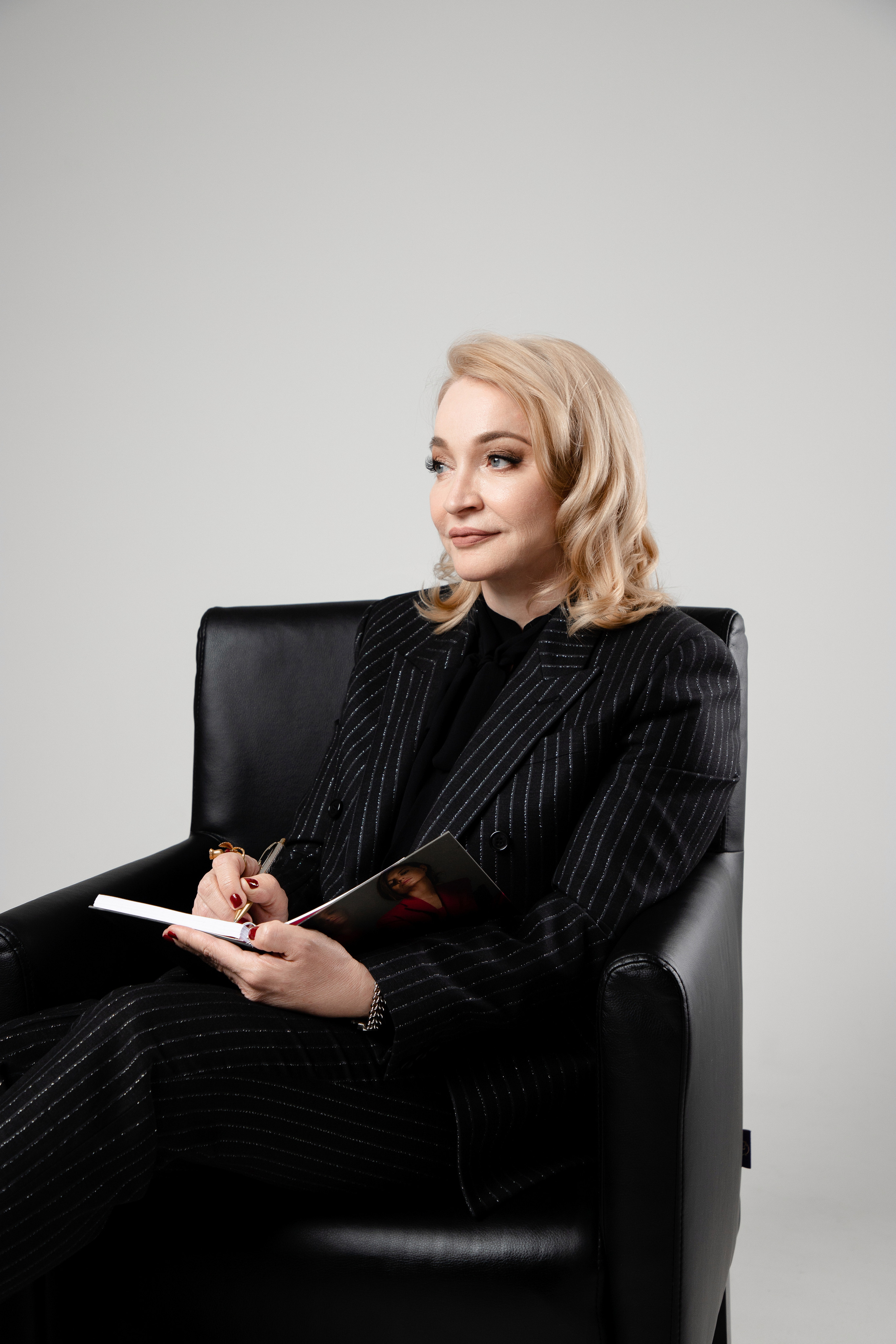 Лариса Кирилловна. Фотограф Денис Лесковский (Тюмень)