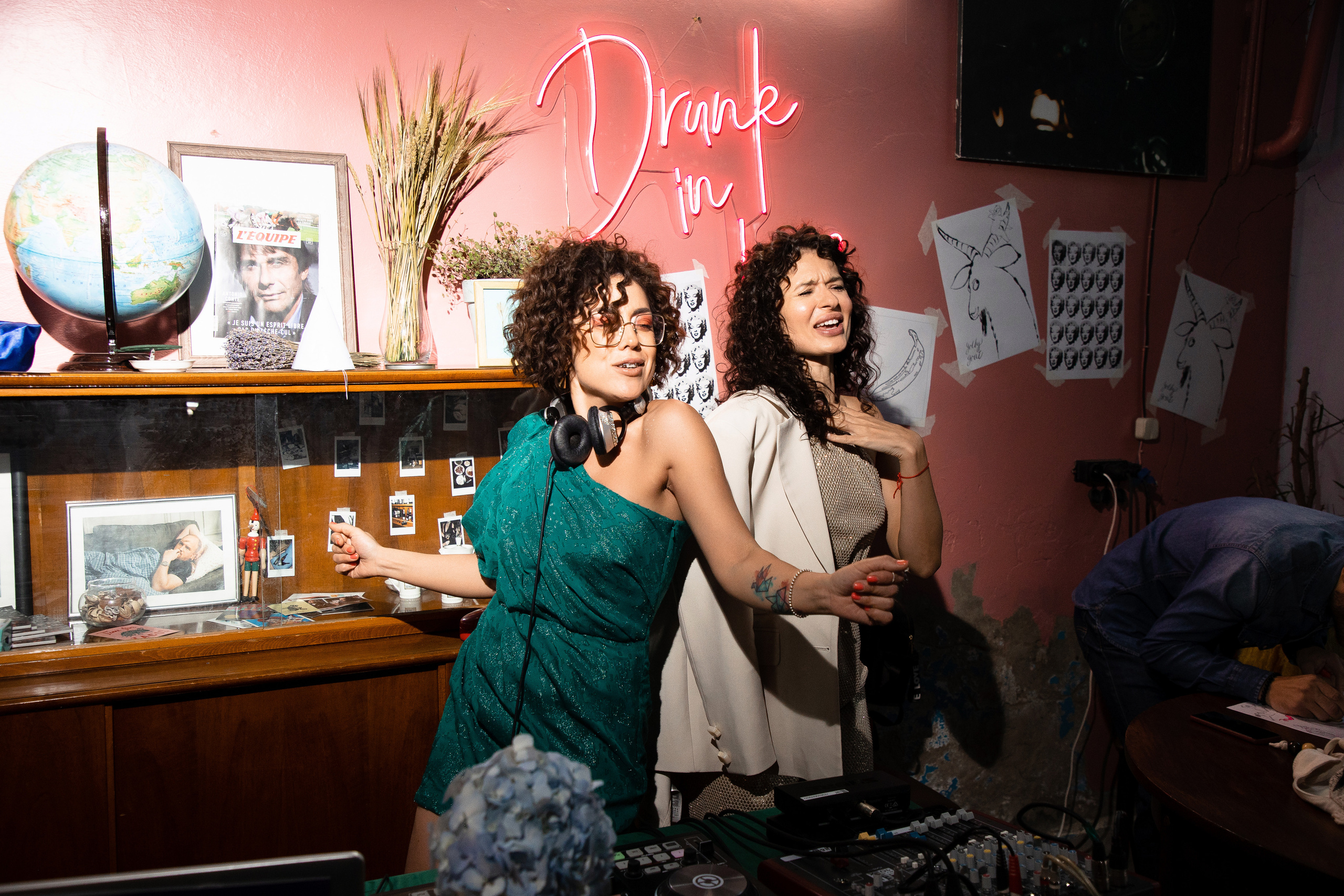 2022-06-29 Лекция Марии Барковой (Энди Уорхол). Фотограф Денис Лесковский (Тюмень)